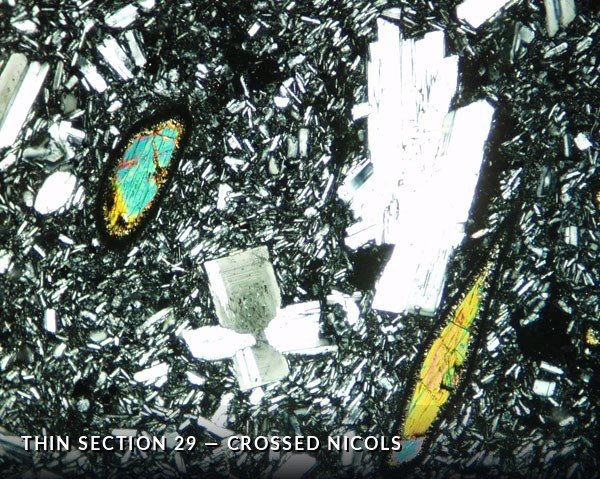Thin Section 29 - Crossed Nicols.jpg