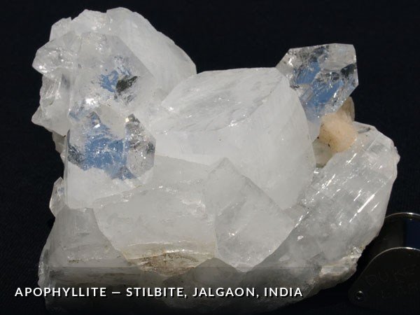 P022 - Apophyllite-Stilbite, Jalgaon, India.jpg