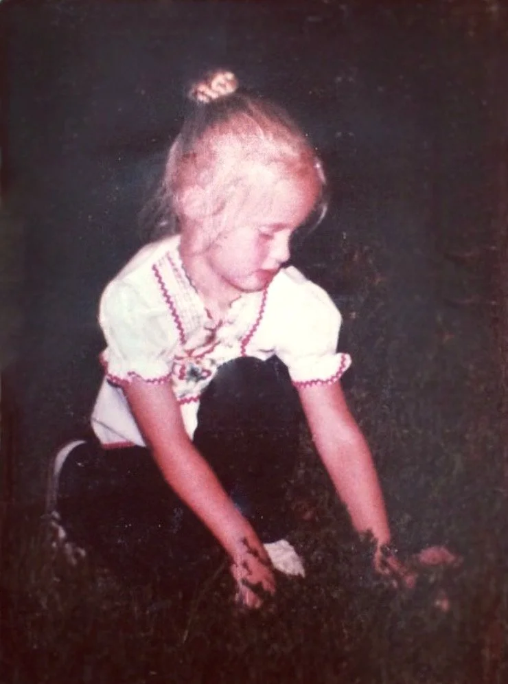 Childhood photo of Let’s Read Oren illustrator and co-creator Jamie Lynn Mahoney.