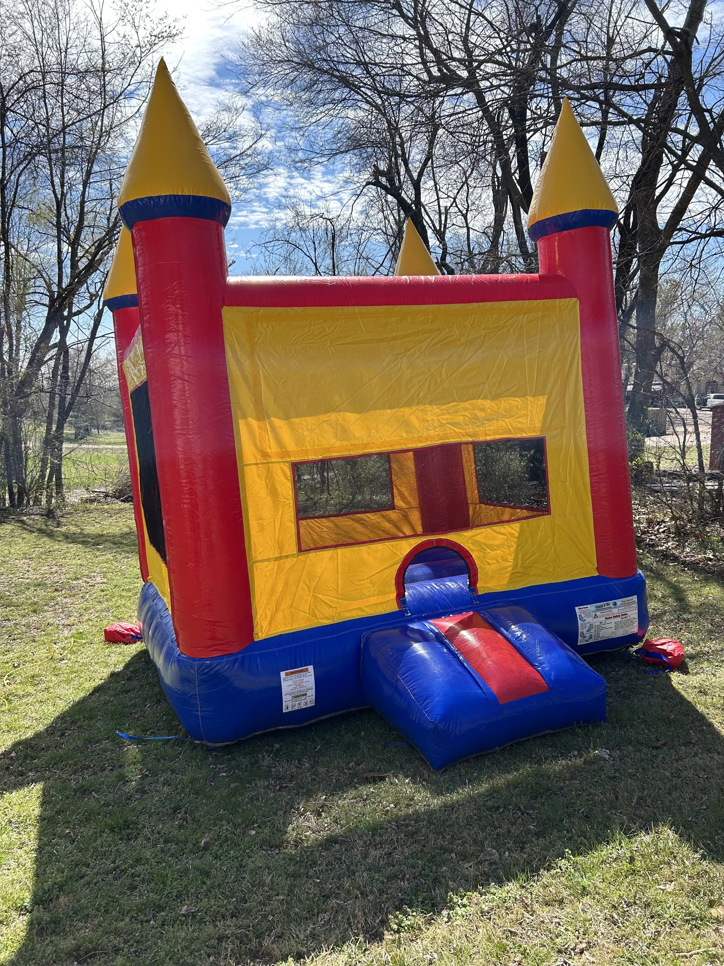 bounce castle.jpg