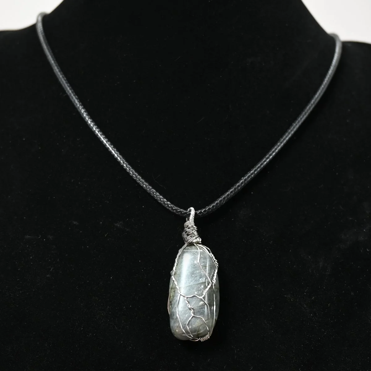 Wire wrapped labradorite pendant rope necklace, 20"