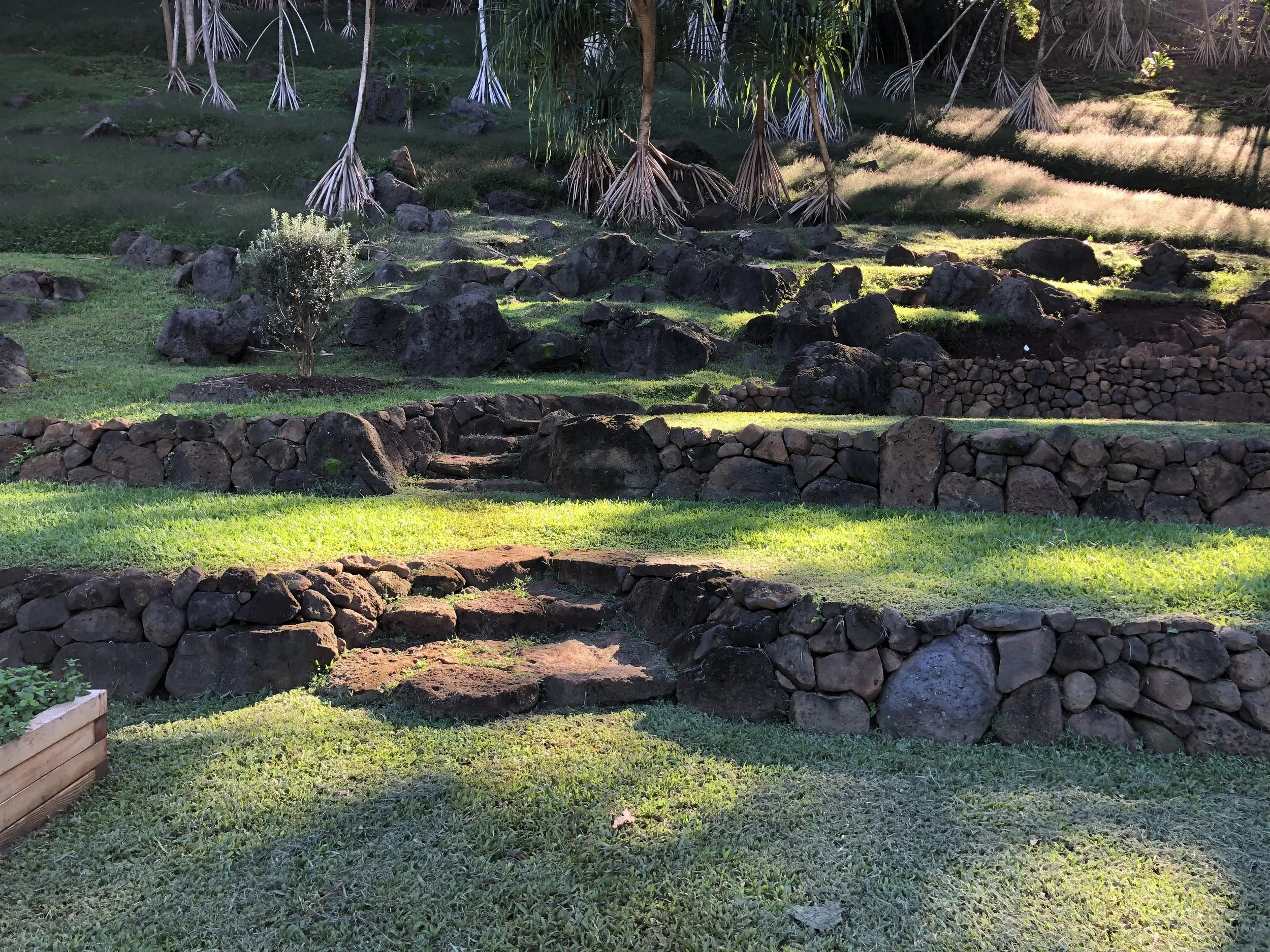 kauai rock wall building and landscaping services