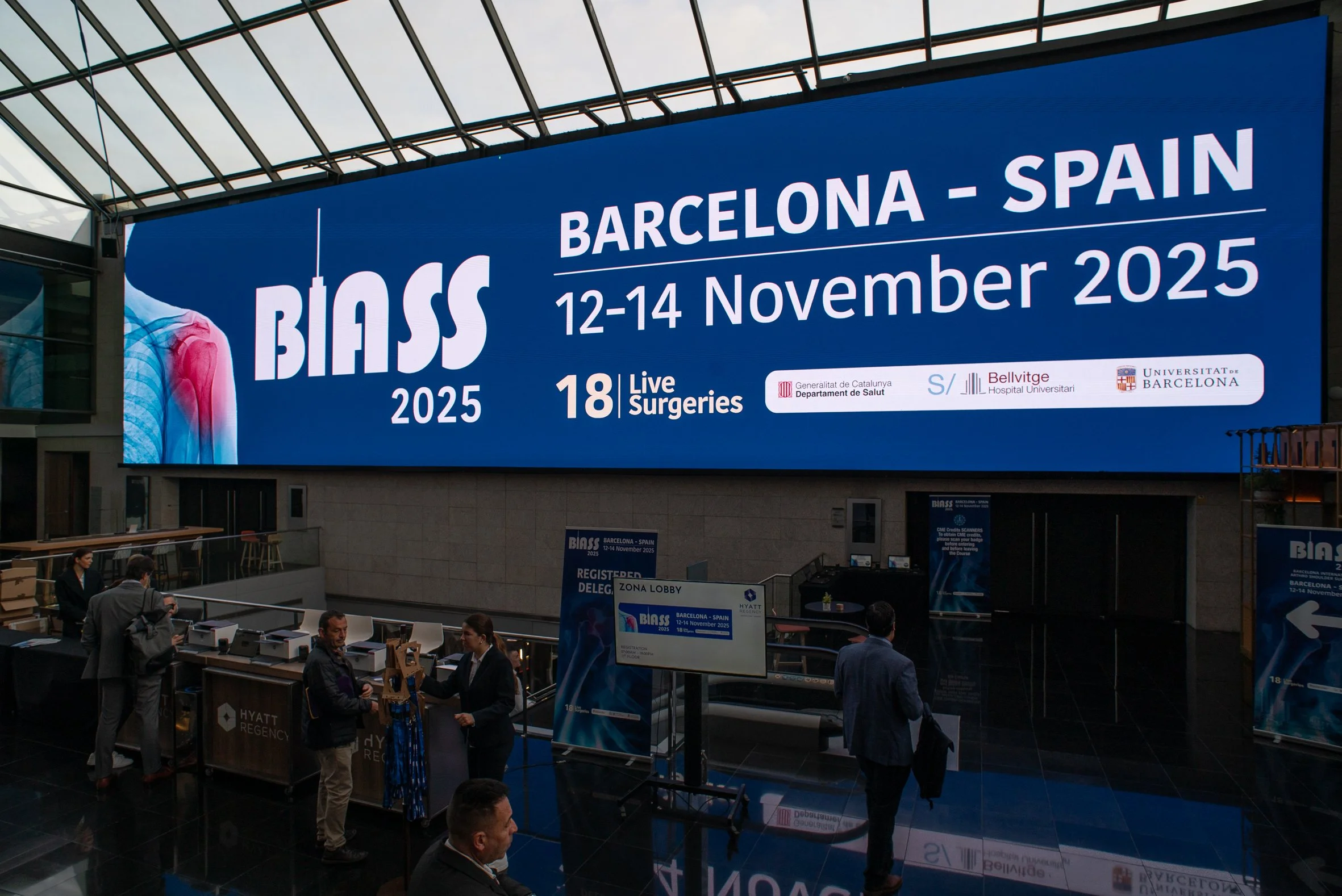 Large digital banner advertising the BIAS 2025 conference in Barcelona, Spain, scheduled for November 12-14, 2025. Dr. Hachem, shoulder surgeon, Barcelona,  BIASS, Spain, cirugia de hombro, teknon, bellvitge