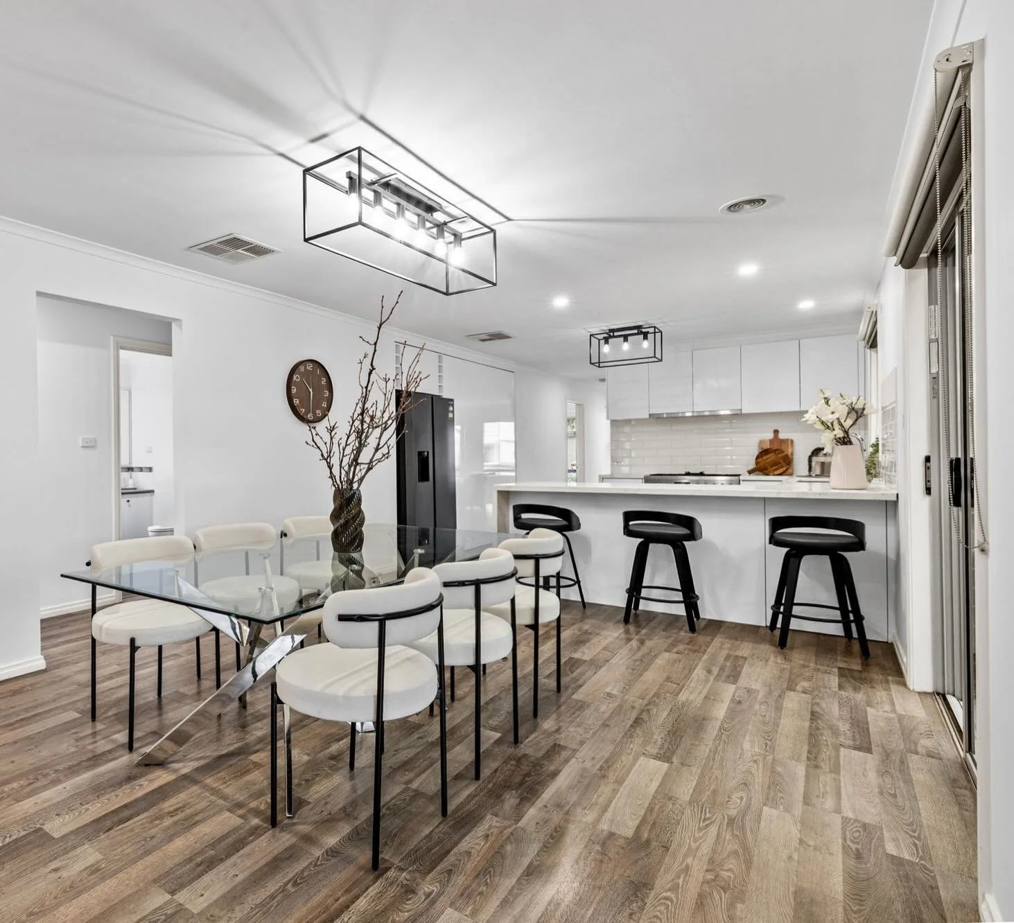 Transforming spaces and creating first impressions that sell #styled to sell#home decor