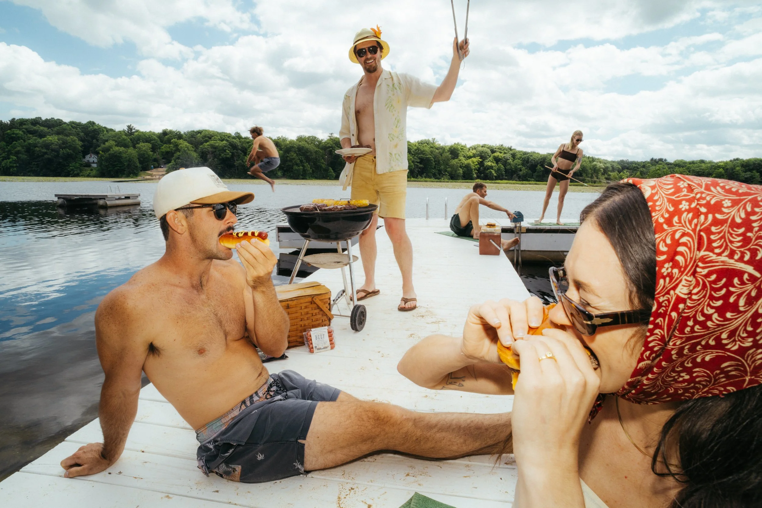 FON_SummerPostcards_STILLS_FirstRoundSelects__S1_6620.jpg