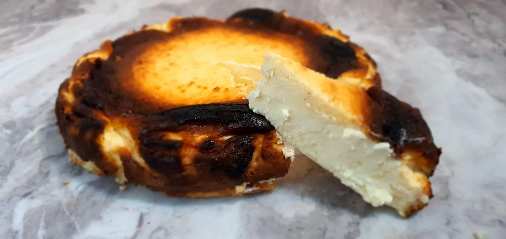 Burnt basque cheesecake