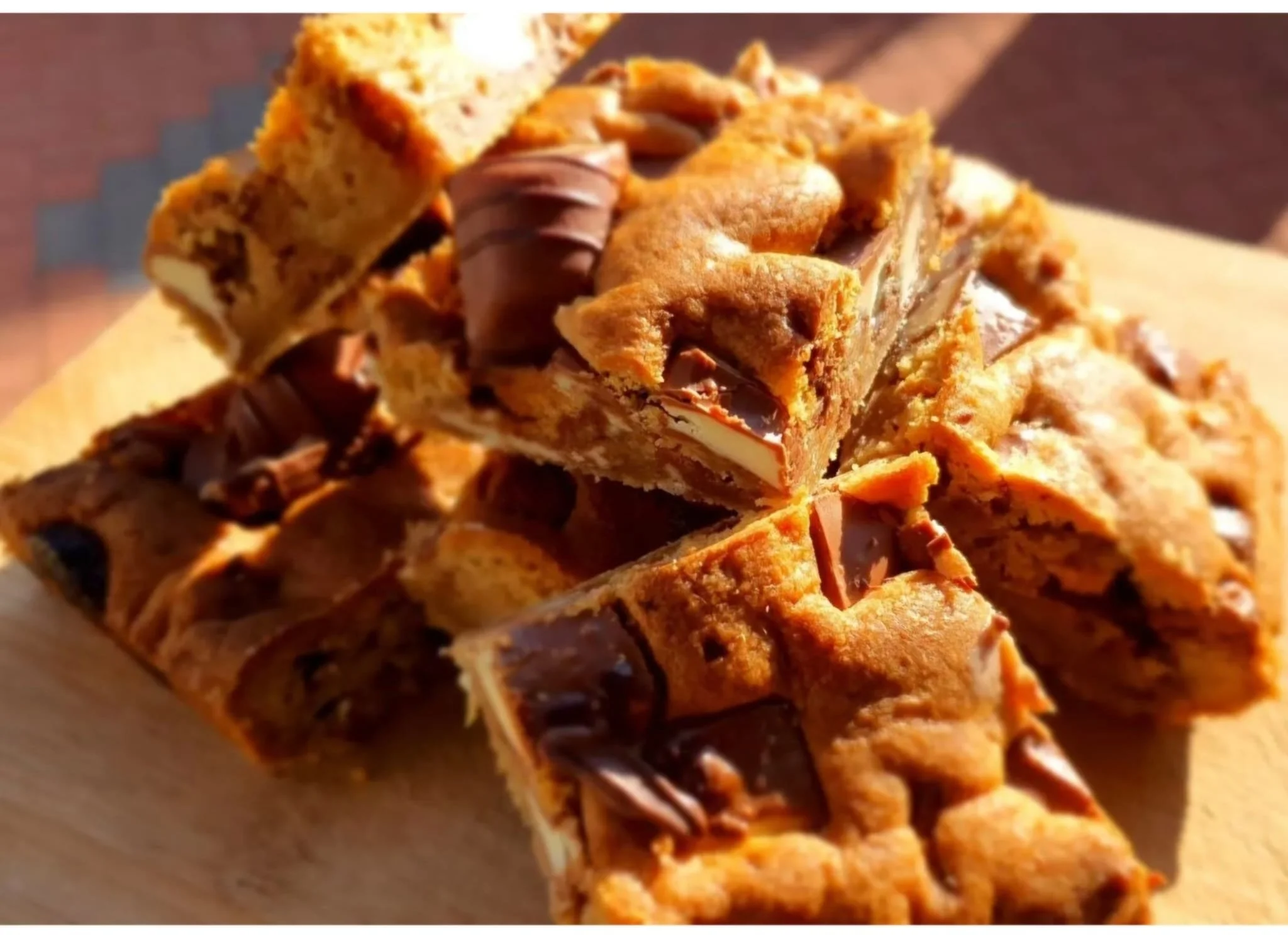 Kinder Bueno Blondie