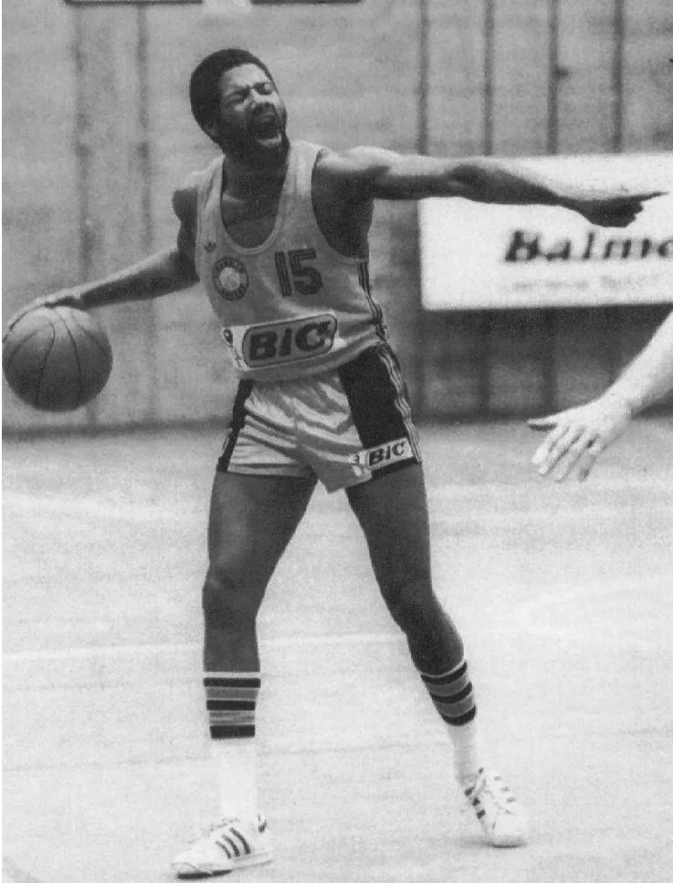 Charlie Yelverton nel Viganello