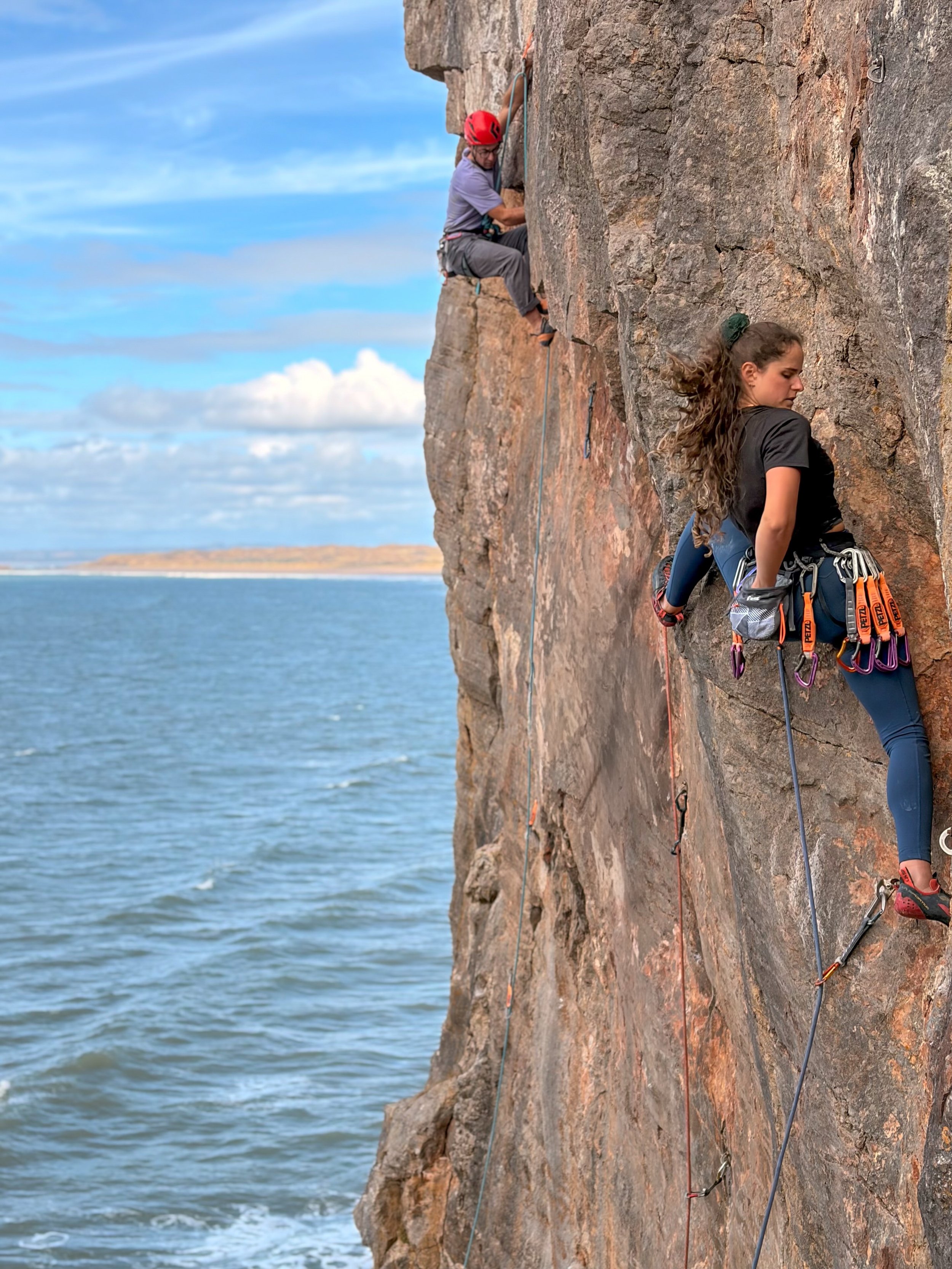 Long weekend Gower psych 

Back from a long weekend at @gowerclimbingfestival with the Petzl UK team

Going into the weekend solo with a tragic forecast and a recently smashed right ankle ( Friday morning 🫣 ) it&rsquo;s safe to say my expectations w