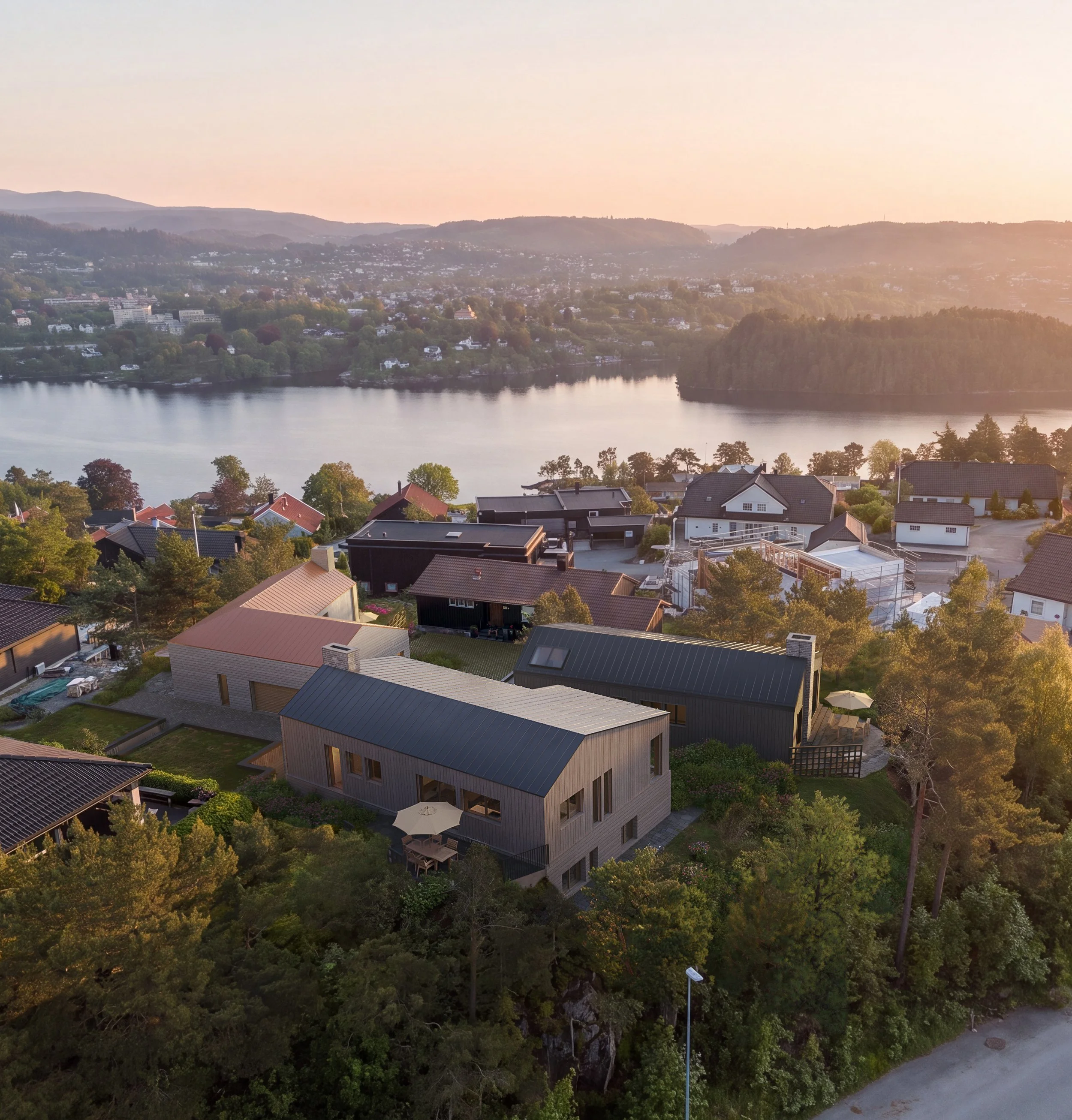 Sunset_Bergveien_HighResReview_CROP_NRML.studio.jpg