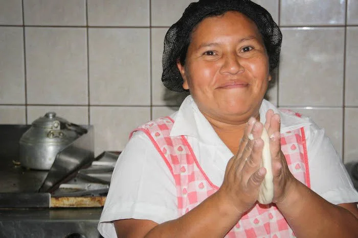 Pupusa-Maker-2-2414.jpg