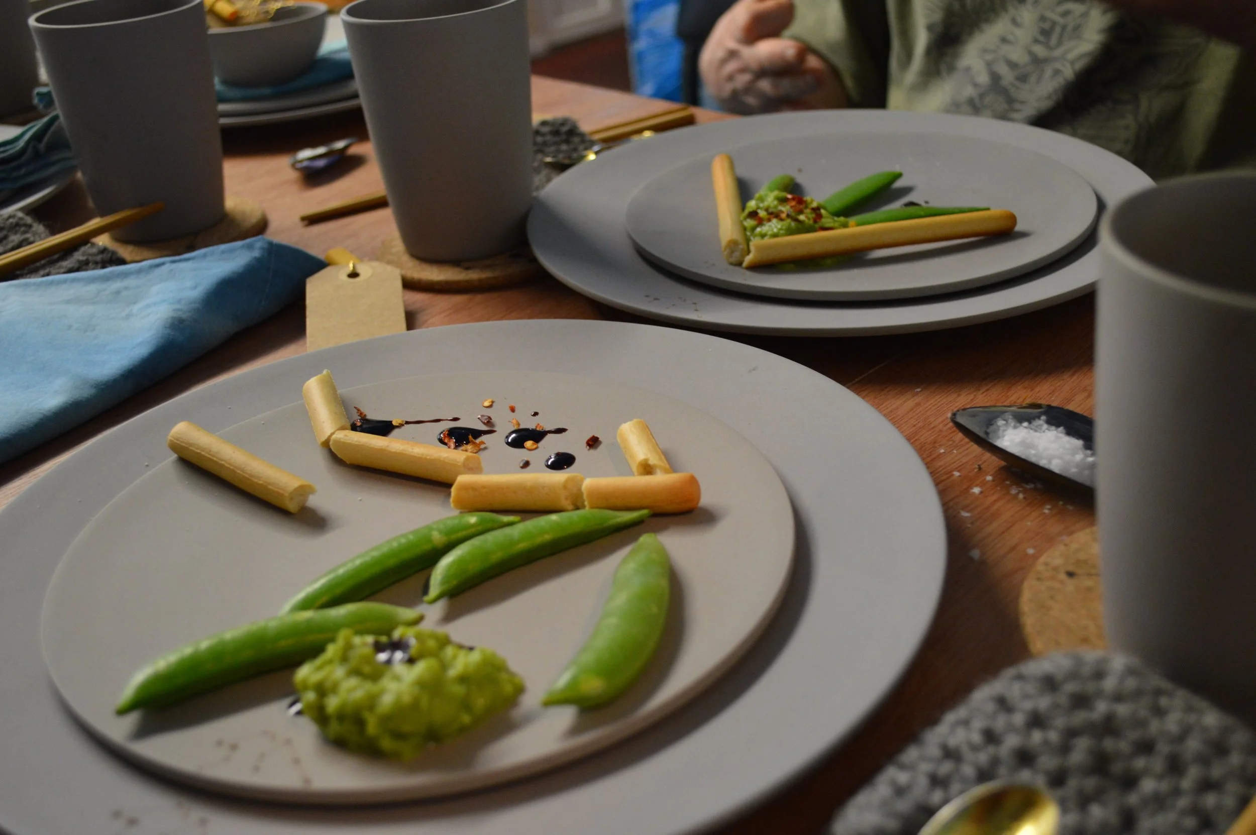 Starter: construct your own space - hospitality in our place making.