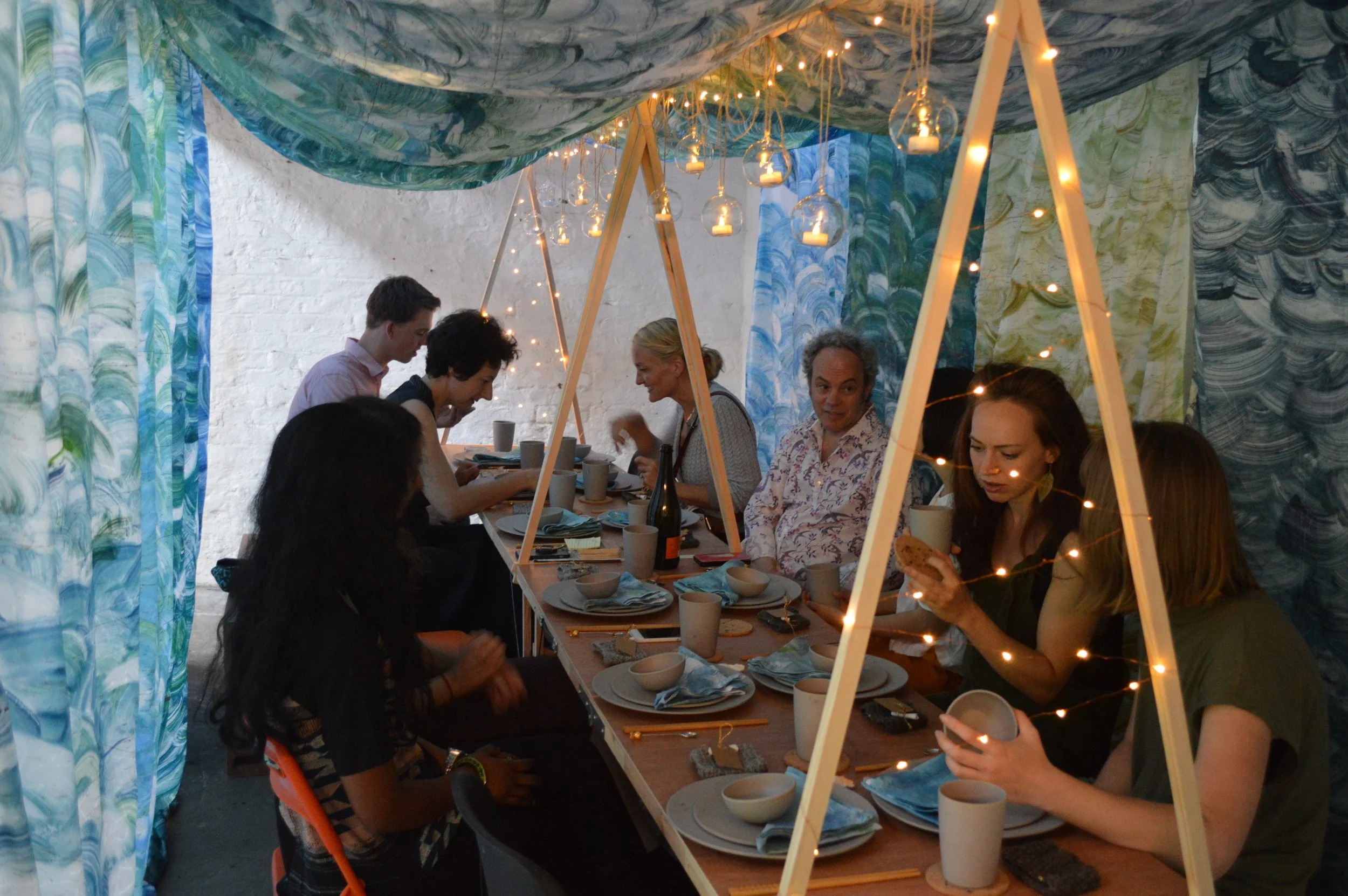 The group consisted of 6 artists from the show, 1 actress, 2 of the hARTslane owners and 1 printmaker and President of the RE.