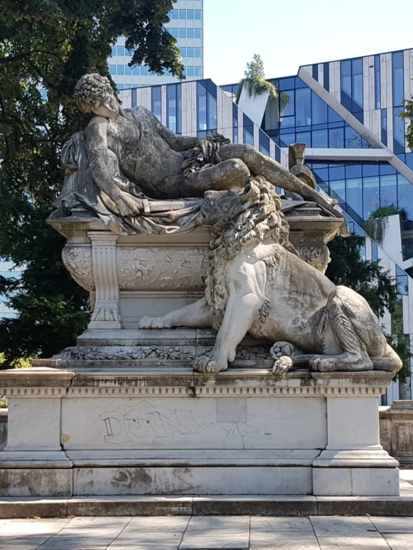 Düsseldorf Kö Bogen Unternehmen
