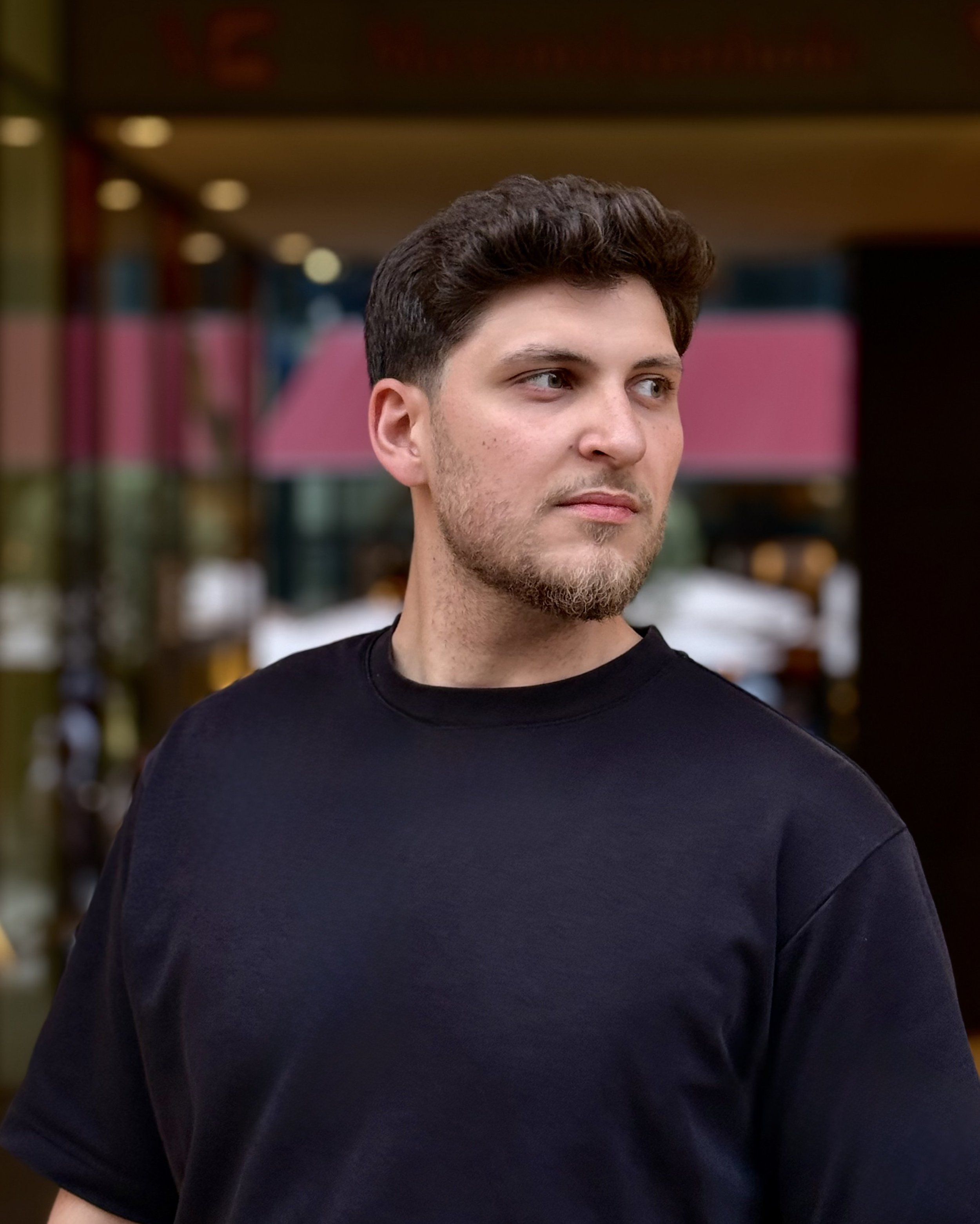 Daniel Frick Filmemacher Creative Strategist Portrait
