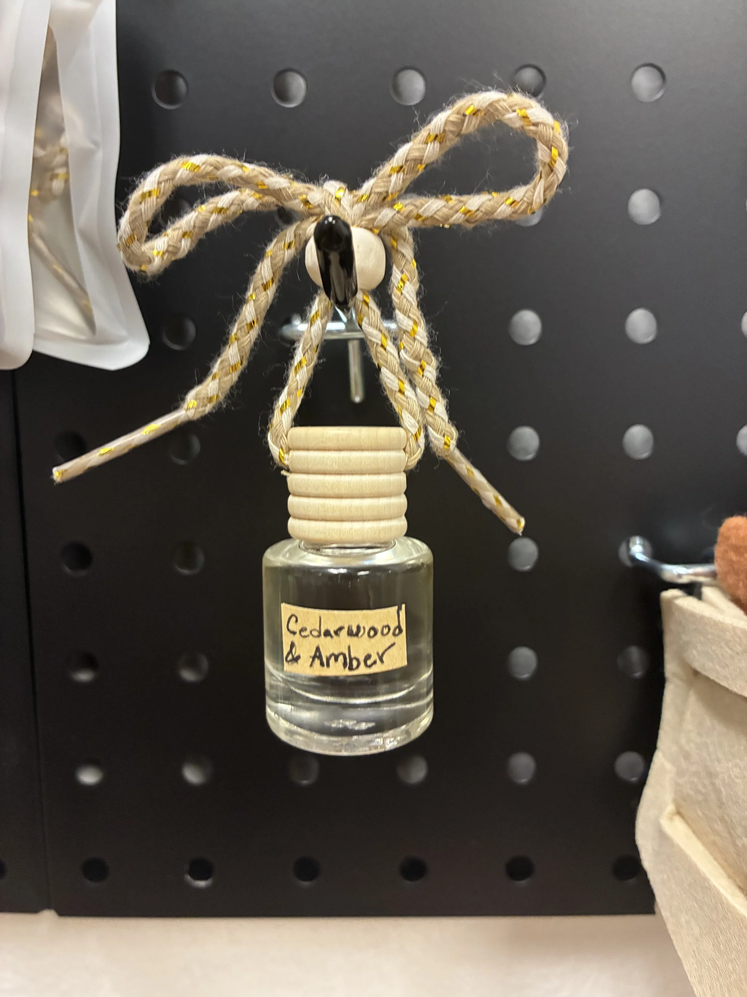 Cedarwoods & Amber Car Scent
