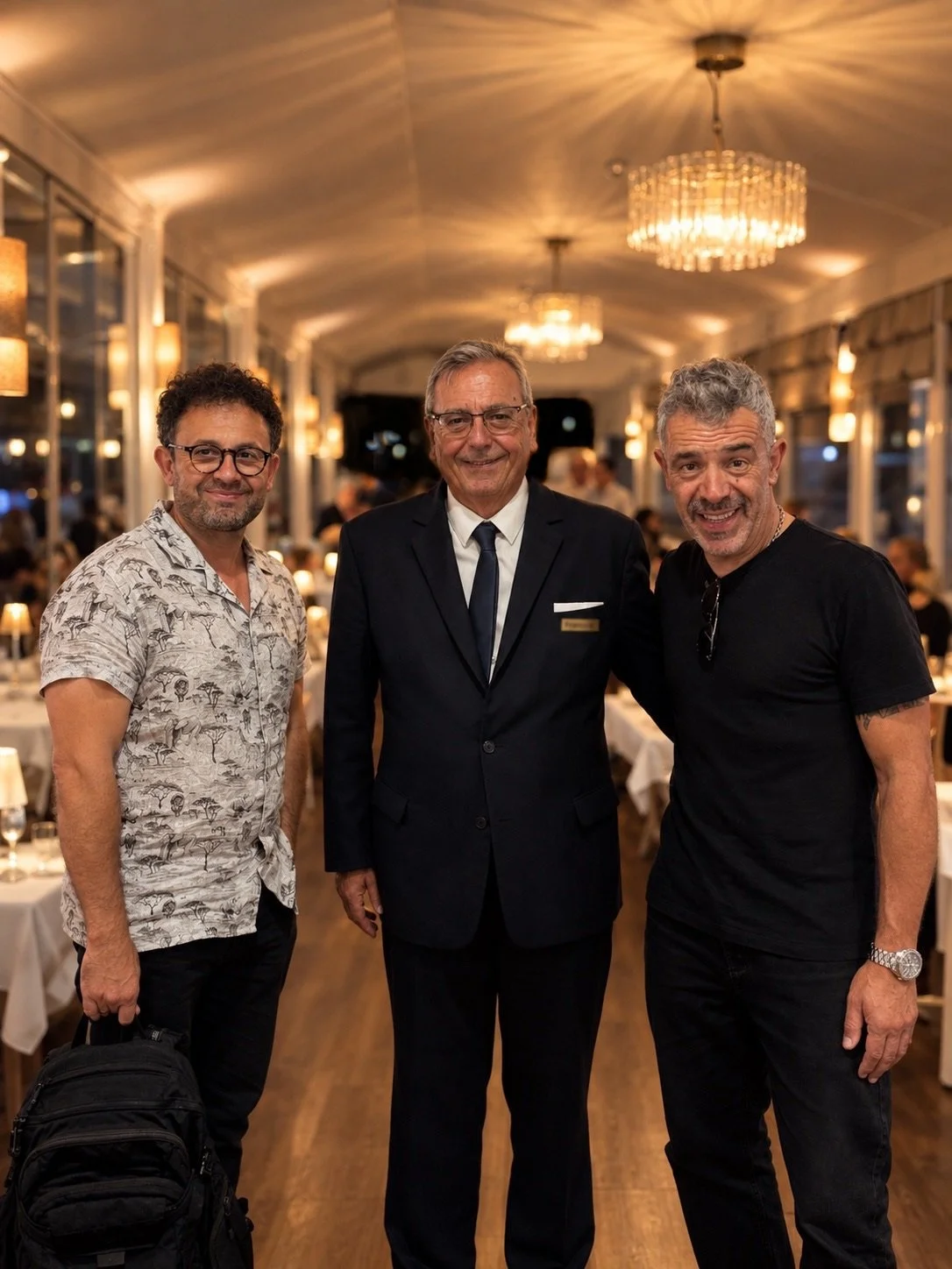 🇵🇹 Antes de subirem ao palco, tivemos o privil&eacute;gio de receber Jo&atilde;o Paulo Rodrigues e Pedro Alves, os rostos de Quim Roscas &amp; Zeca Estacion&acirc;ncio, que nos visitaram para jantar com a sua equipa, antes do espect&aacute;culo do 