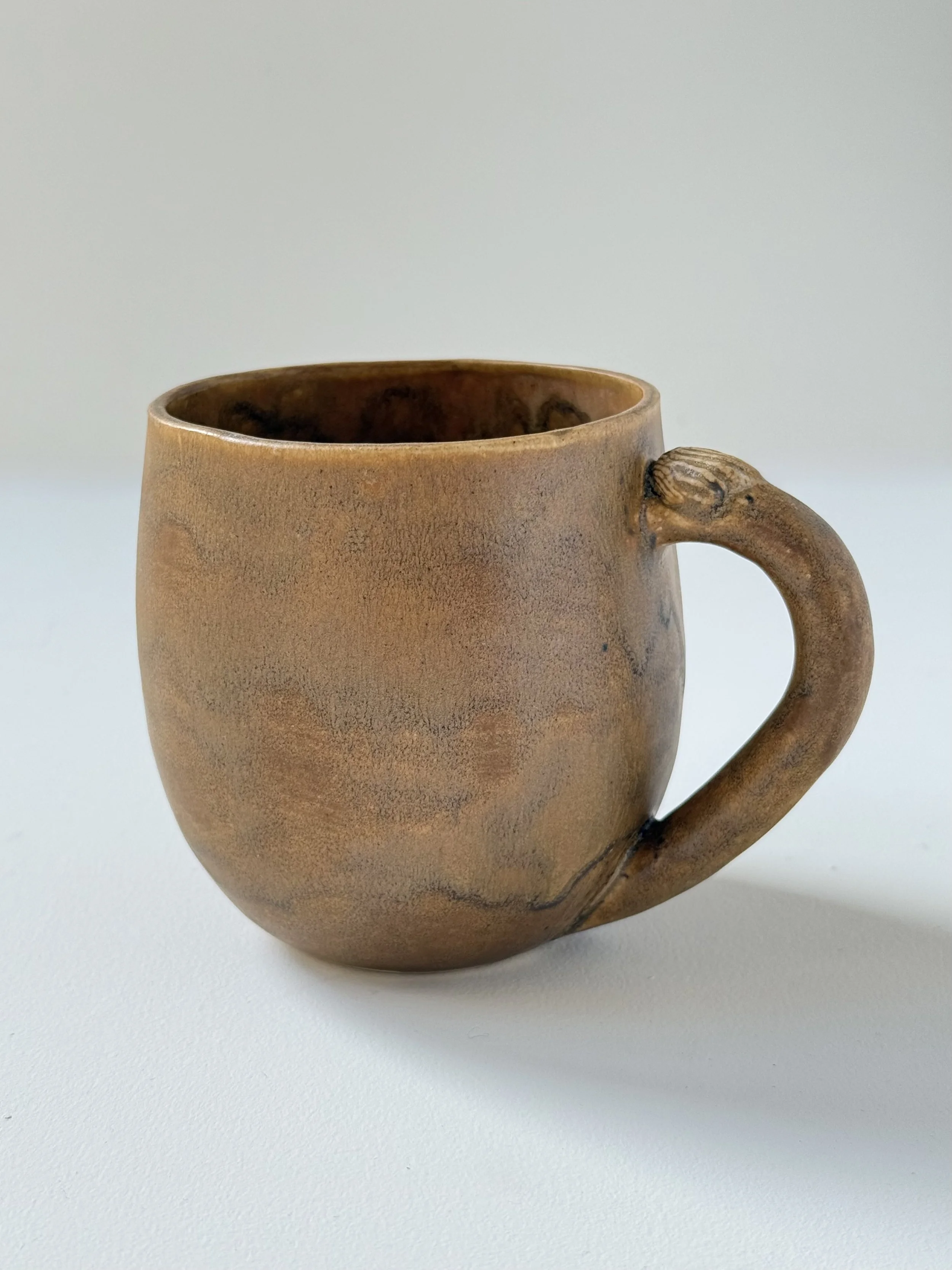 Earthen Shell Mug
