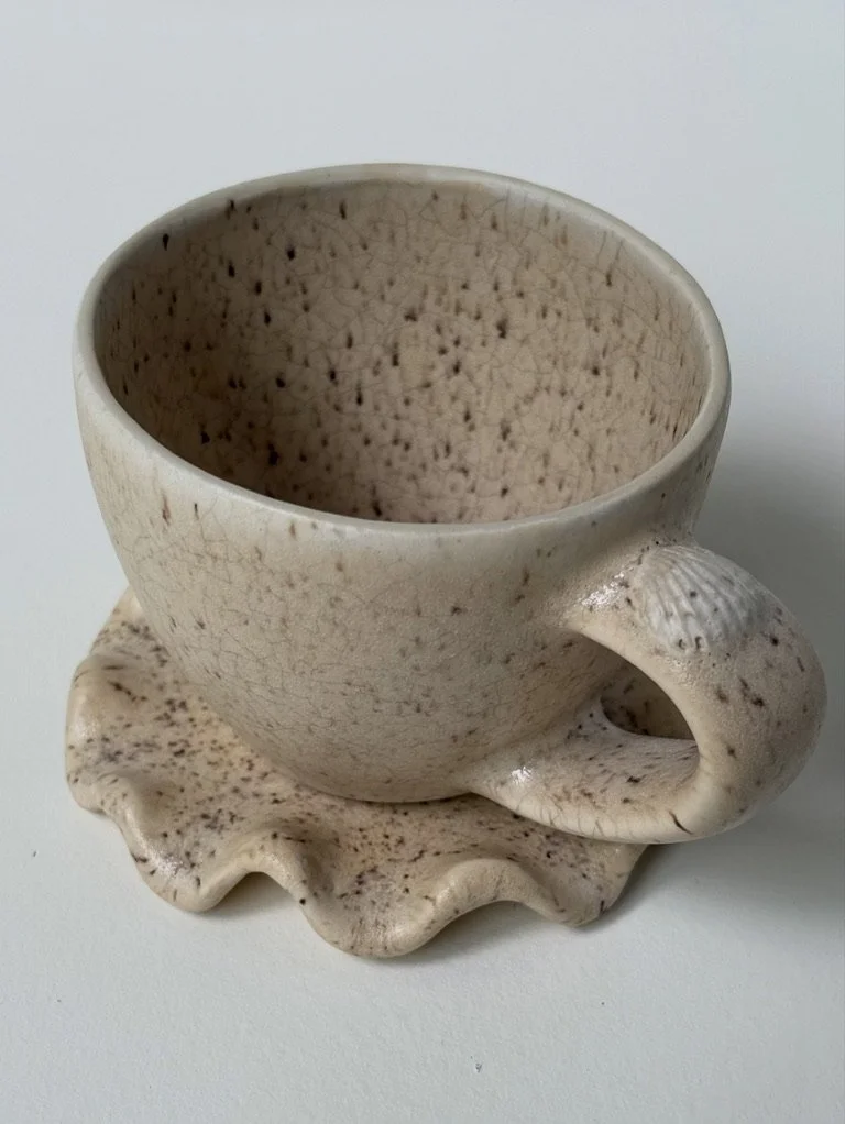 Gathered Shell Tea Cup