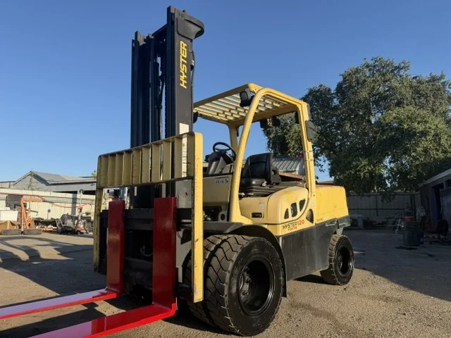 Hyster H120.jpeg