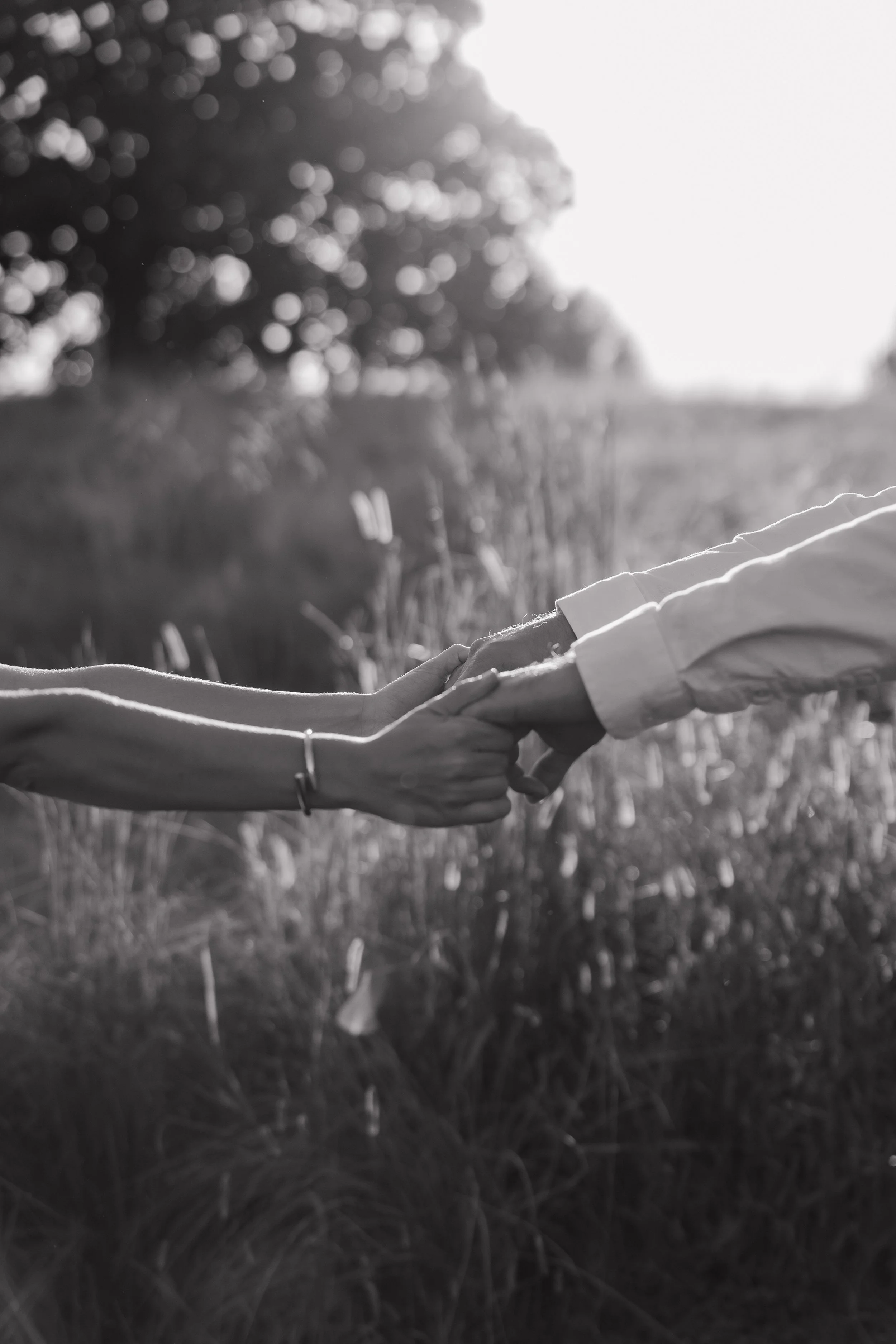Keely + Grant Engagement Session Previews-37.jpg