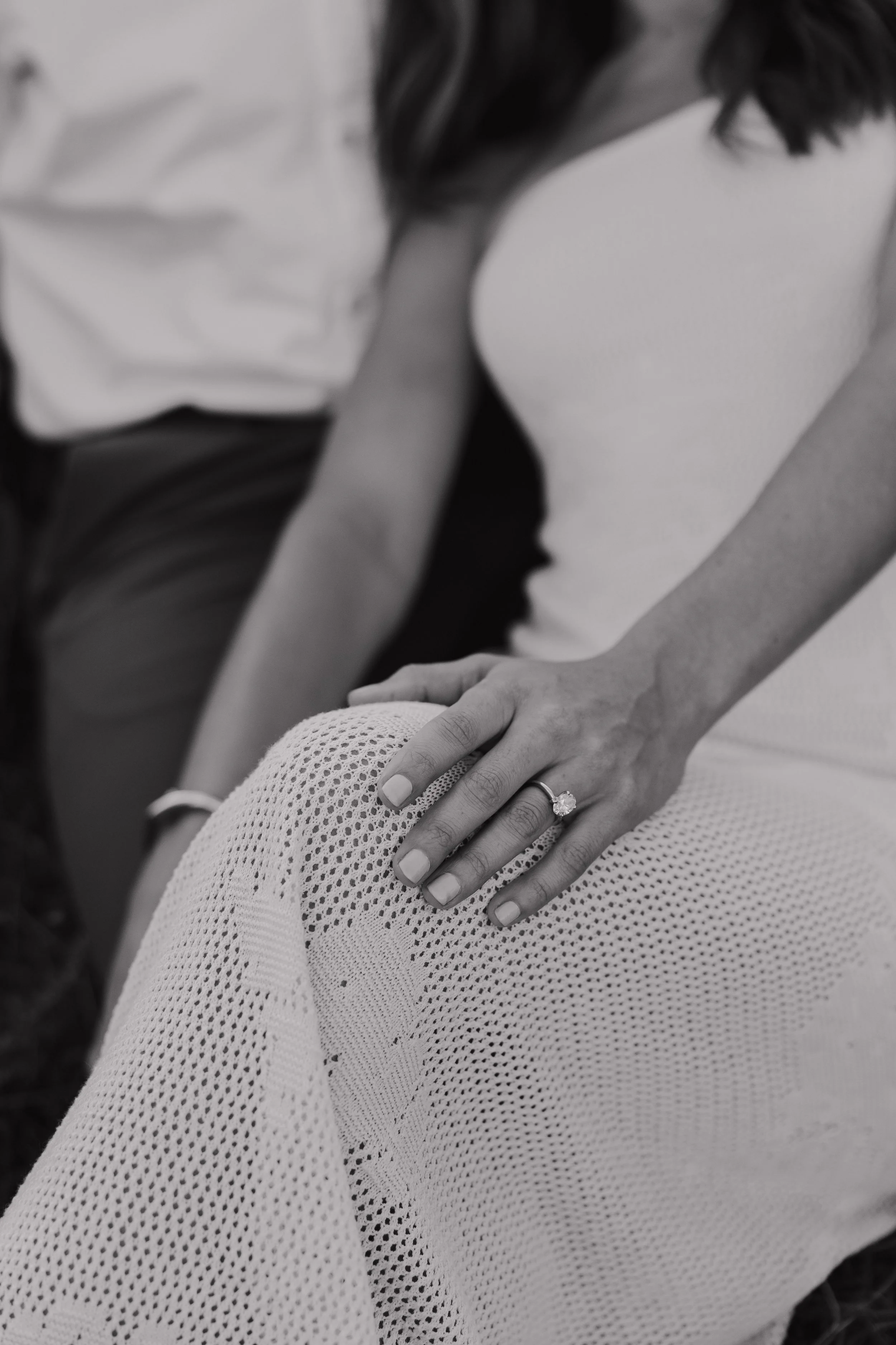 Keely + Grant Engagement Session Previews-18.jpg