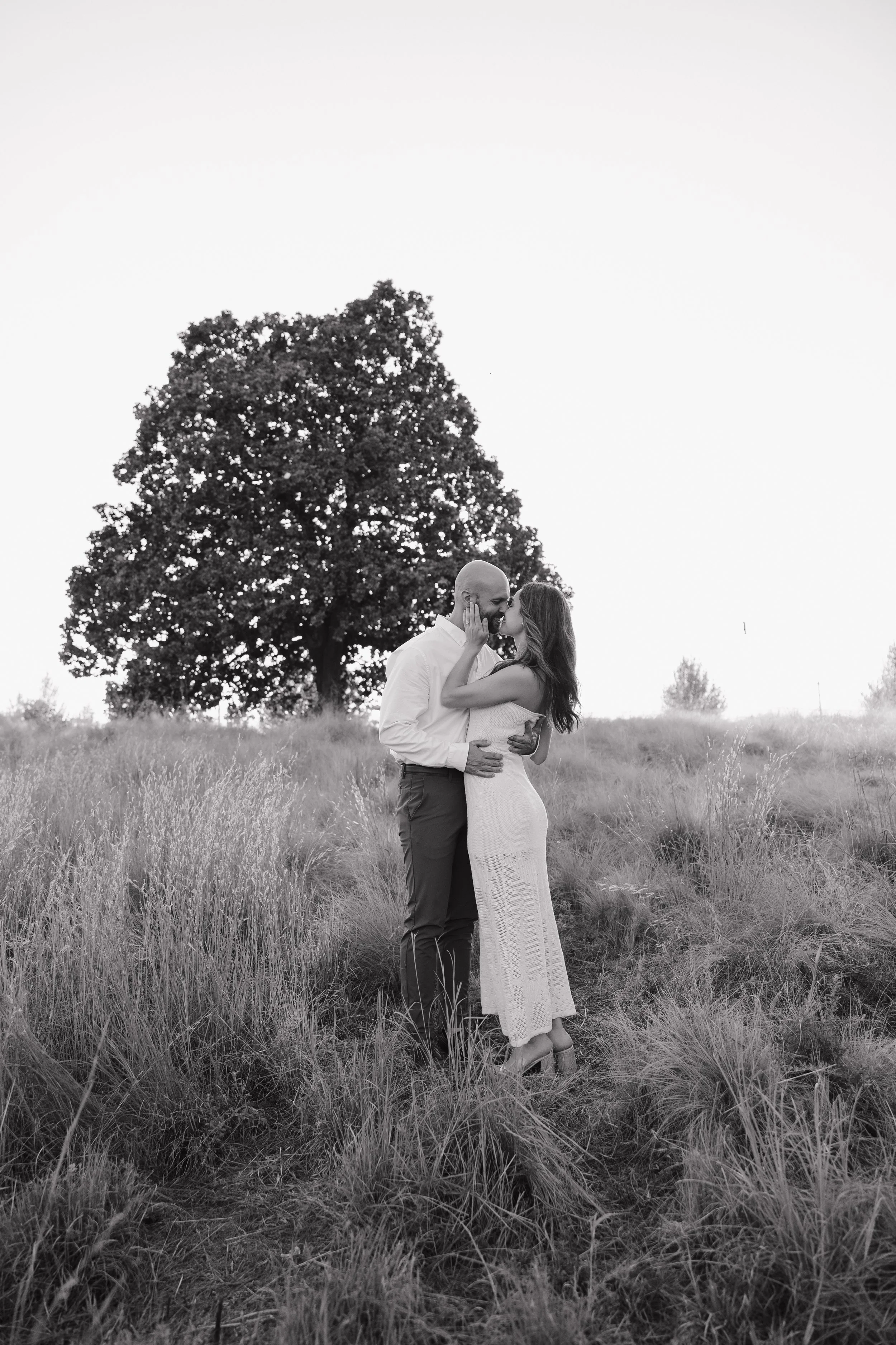 Keely + Grant Engagement Session Previews-25.jpg