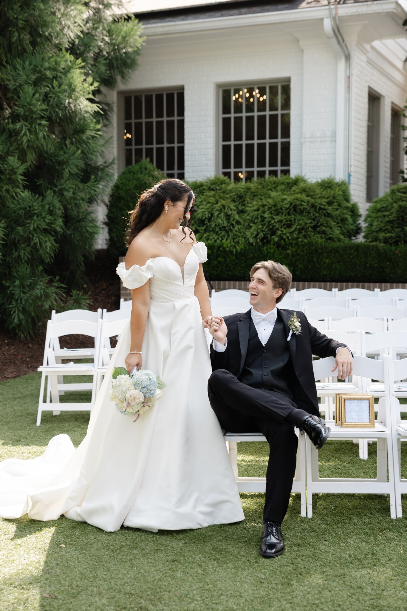 Outdoor summer wedding ceremony at Highgrove Estate near Raleigh, NC