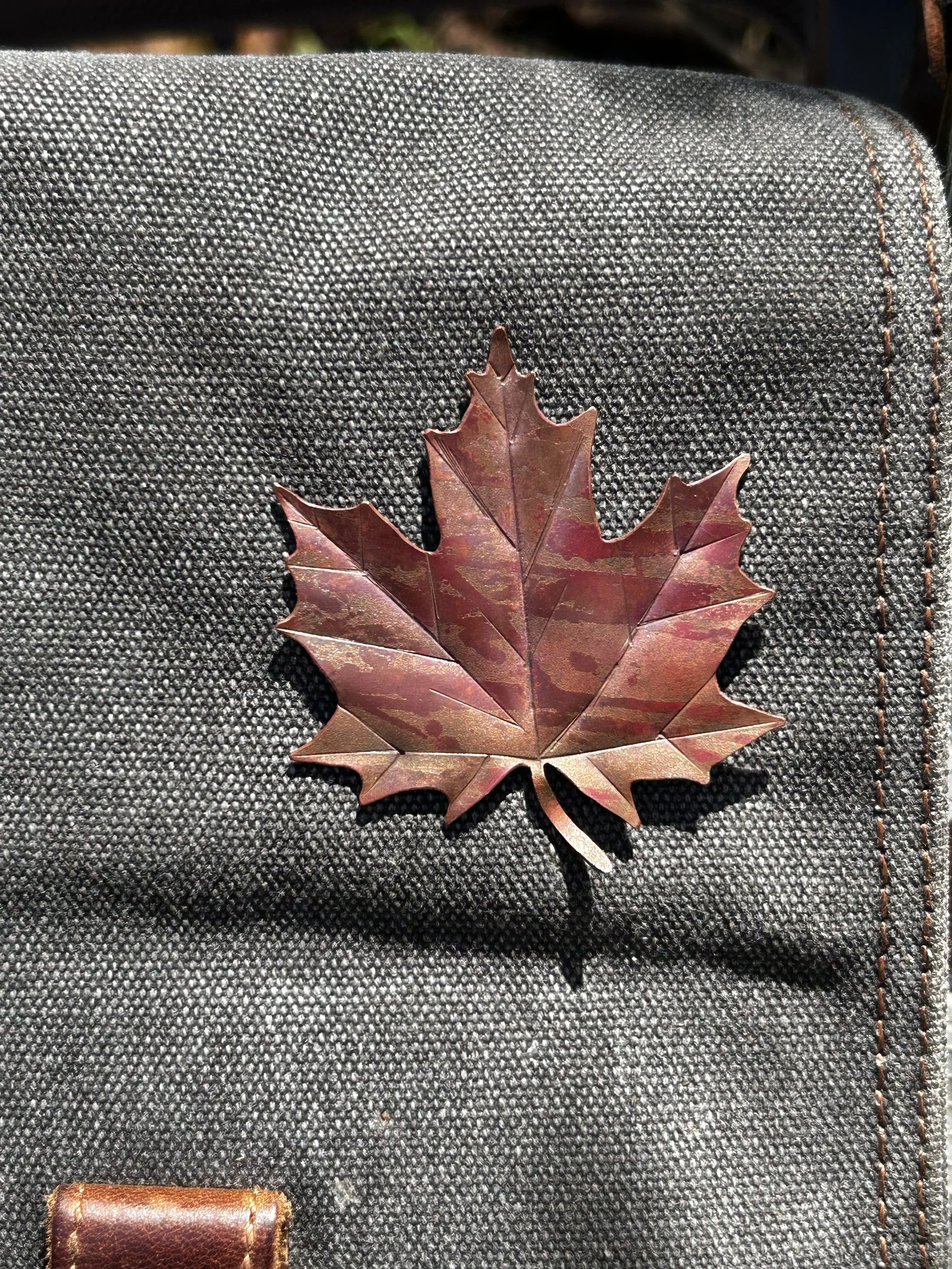 Pin5_mapleleaf-as.jpg