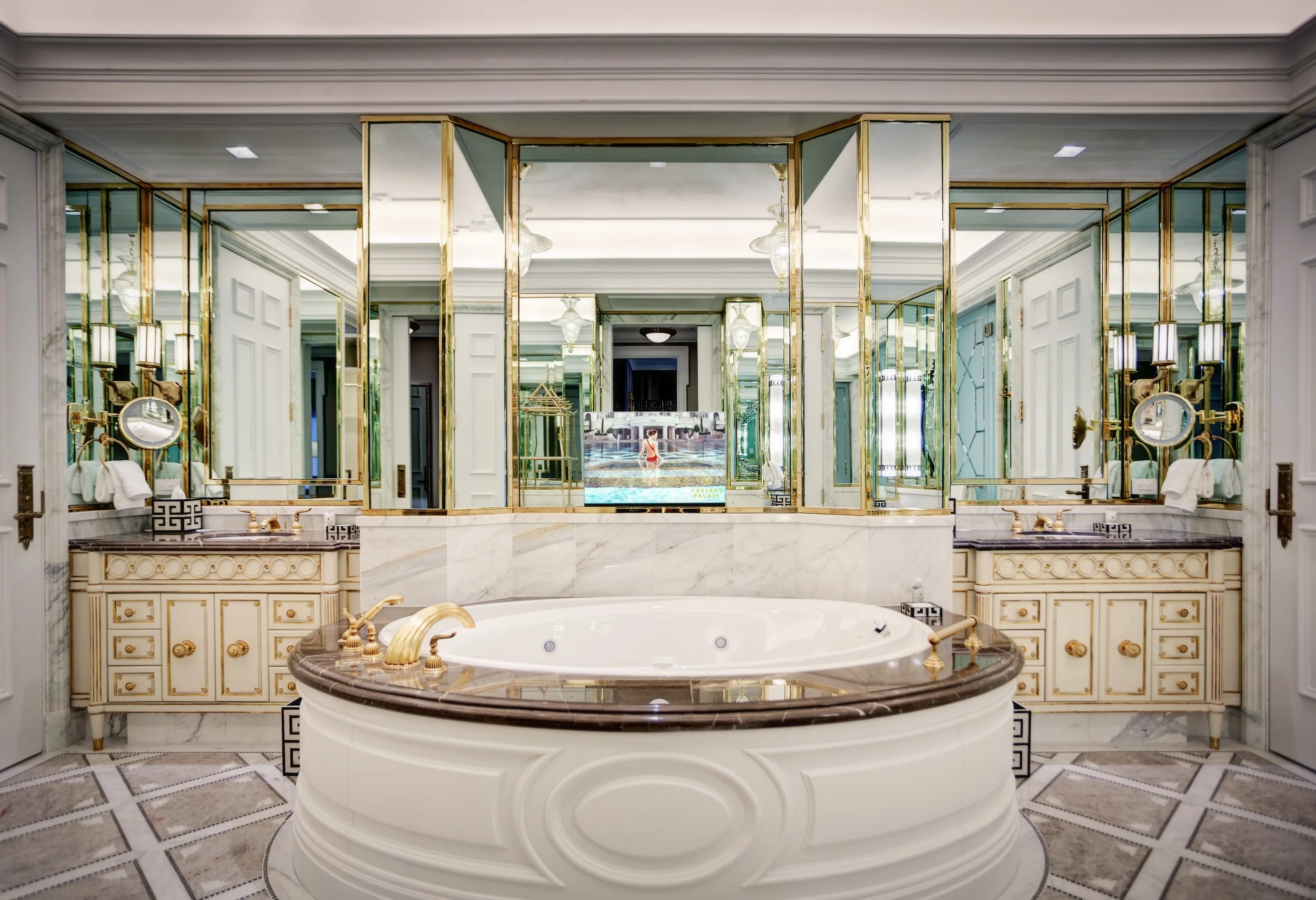 SL_CaesarsPentSuites-27.jpg