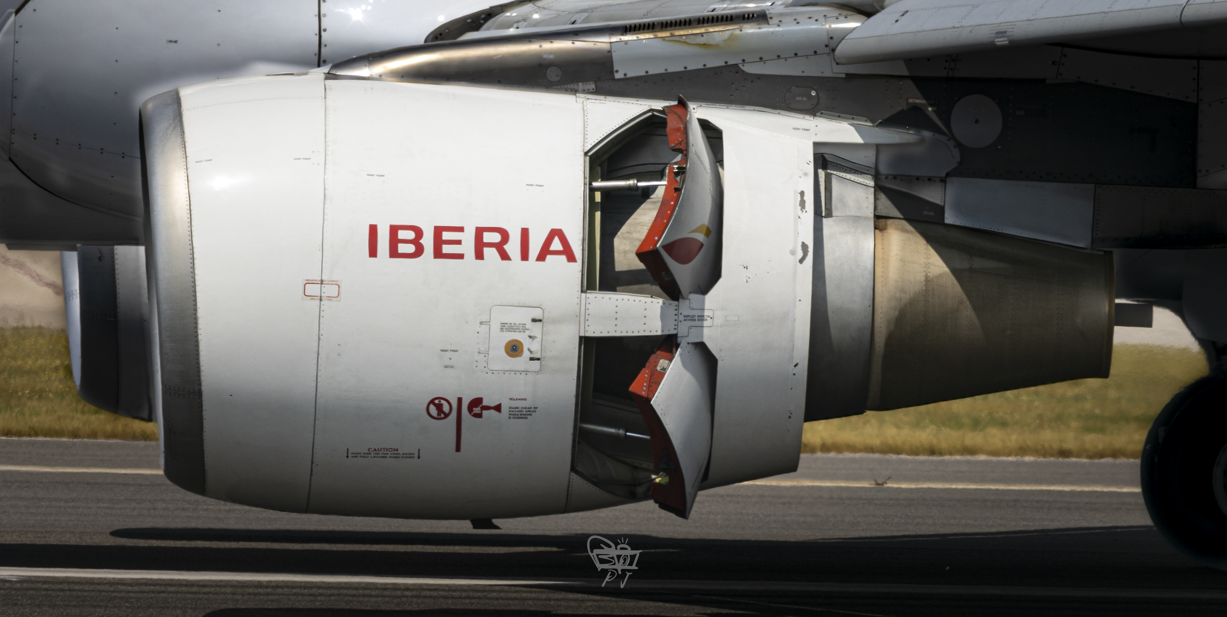 R6II9781.png