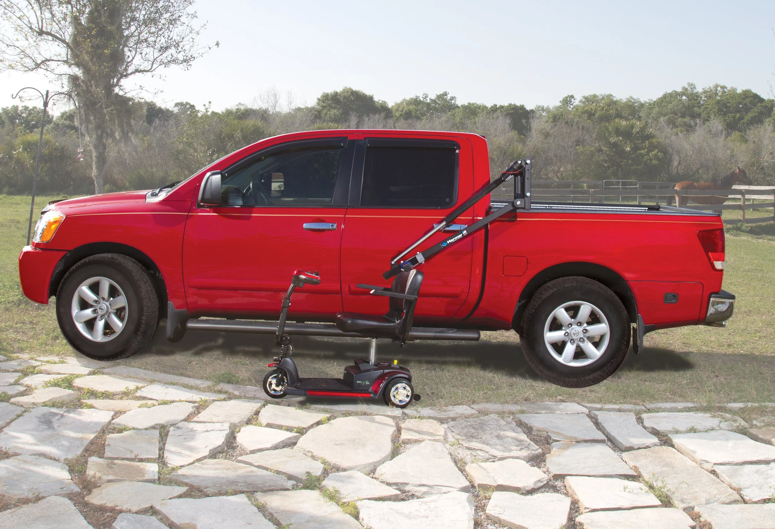 Harmar-AL835_Installed_TruckProductFocus.jpg