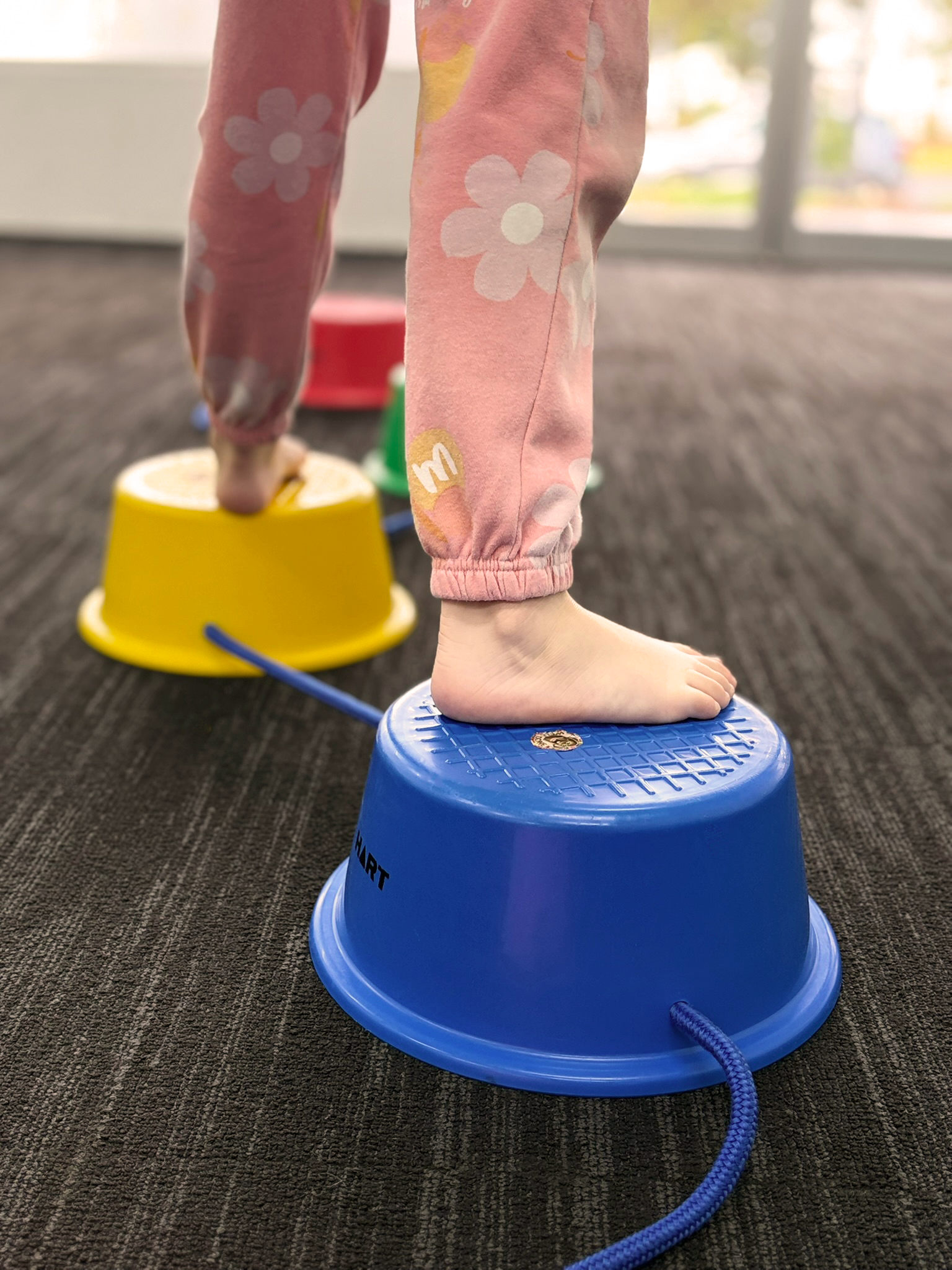 JumpStartPhysio_Feet_Balance_02.png