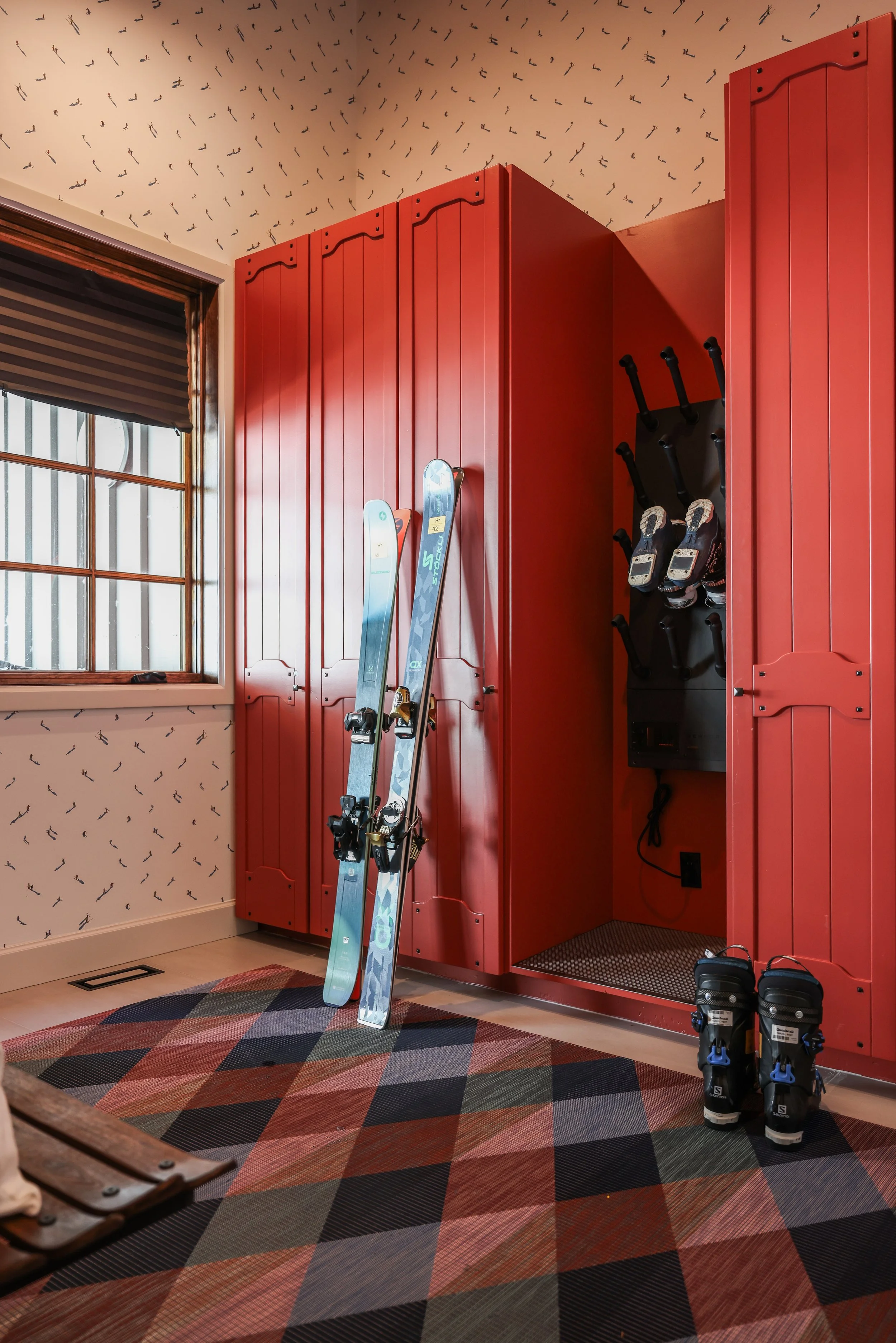 Ski Locker