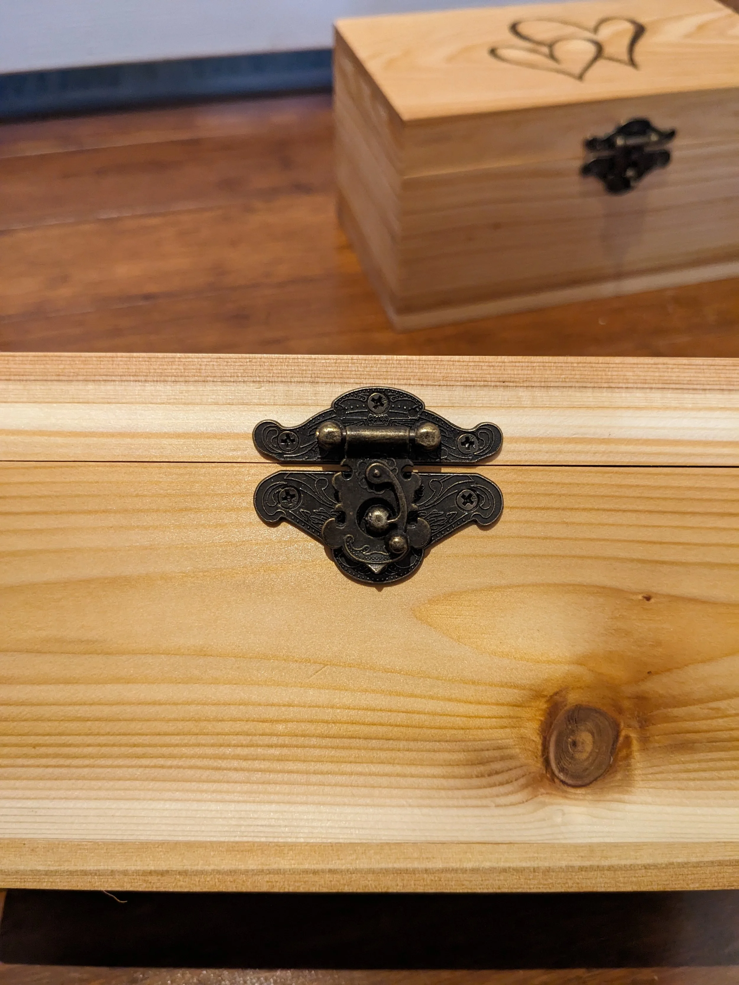 Front of jewelry box
