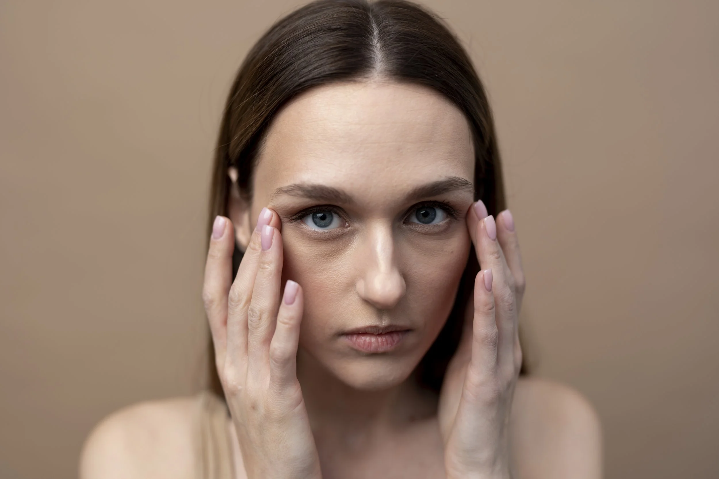 Dark Circles vs Puffiness: How to Choose an Eye Product