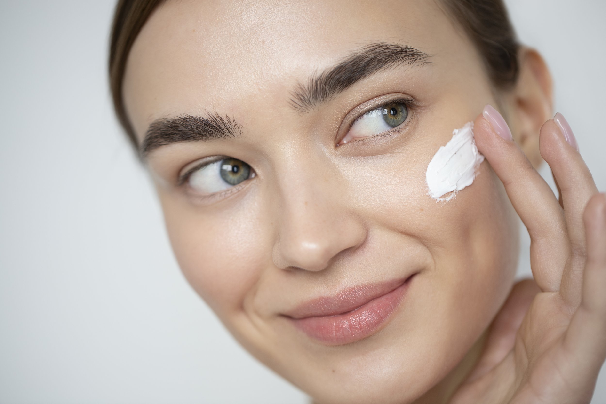 Day Cream vs Night Cream Philippines: Do You Need Two Moisturizers?