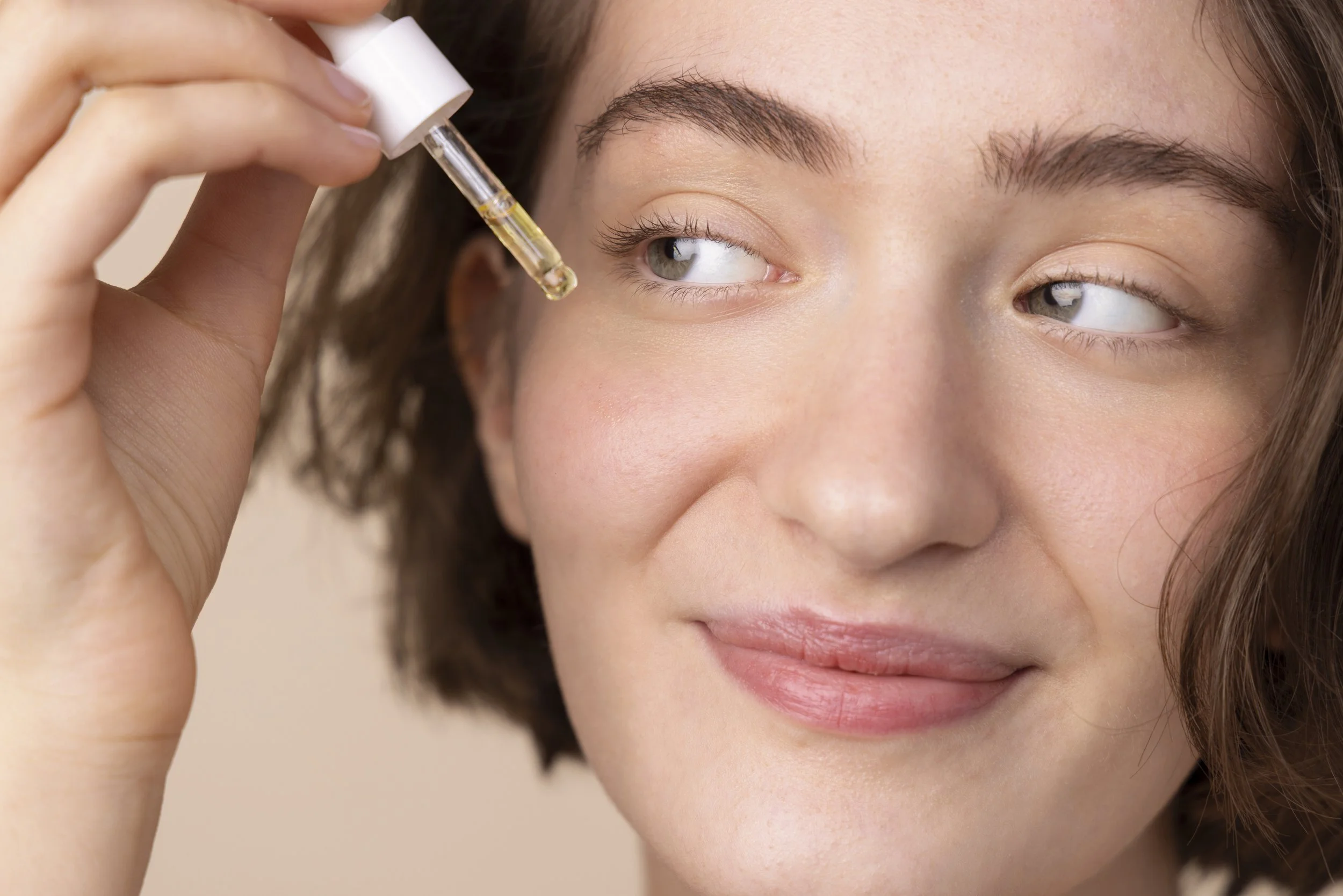 Niacinamide: The One Ingredient Every Skin Type Needs? Acne, Aging, Redness and More