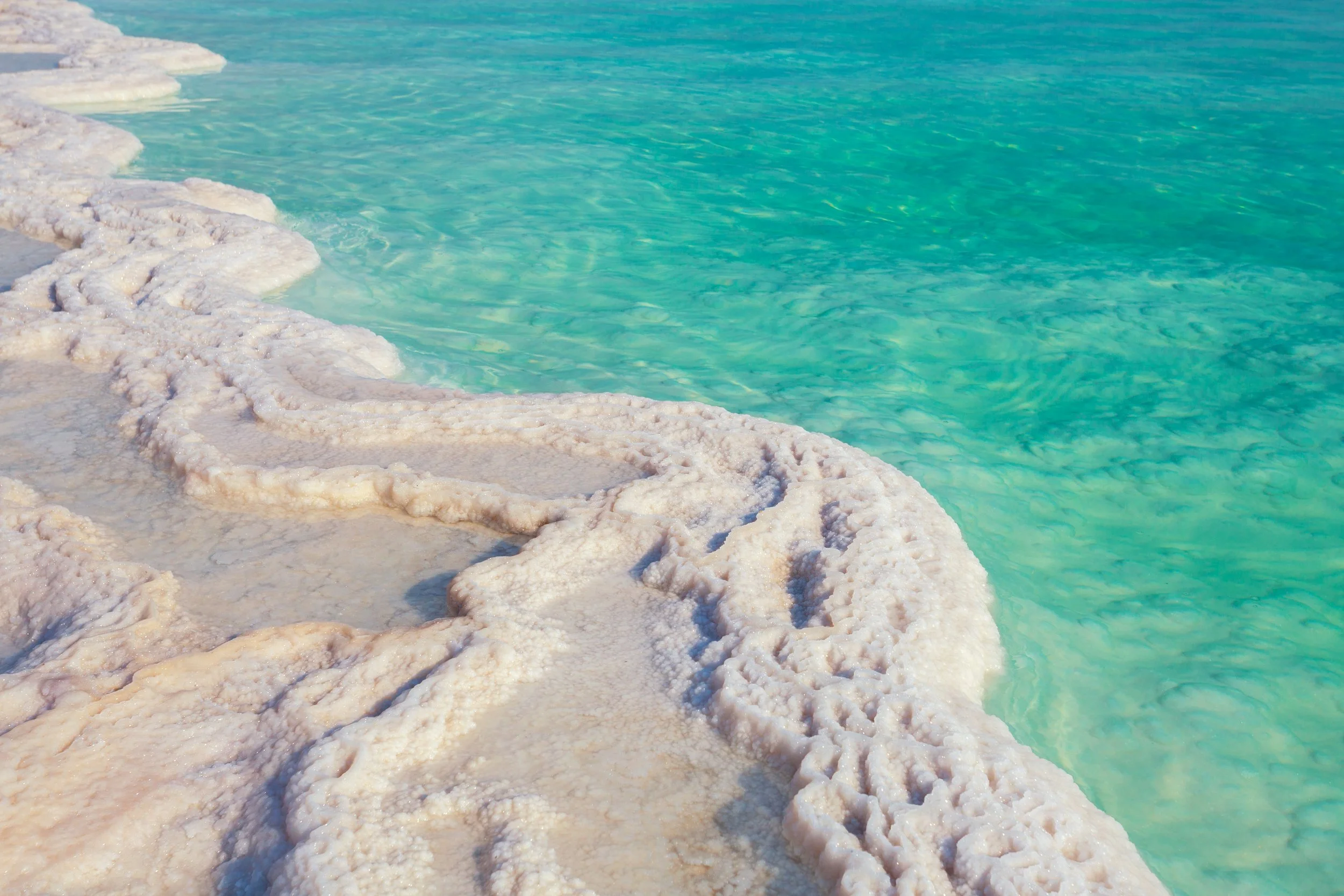 Dead Sea Skincare for Women Over 40: Building a Simple Routine