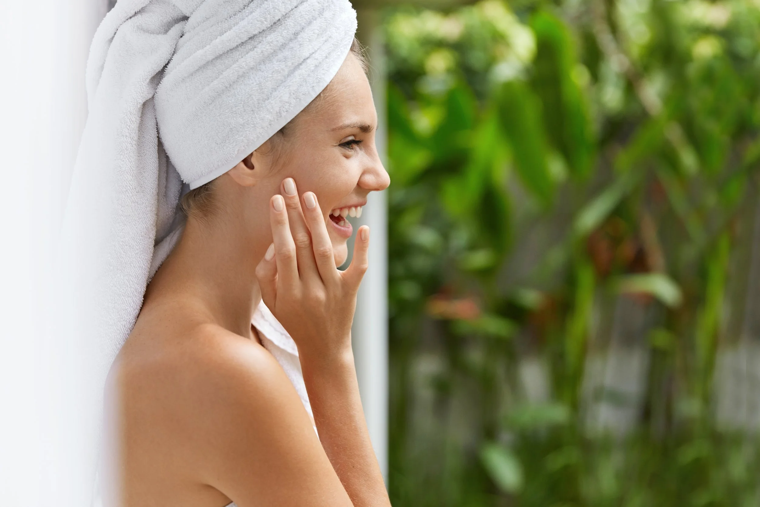 Skincare for Humid Philippine Weather: How to Keep a Botanical Routine Lightweight