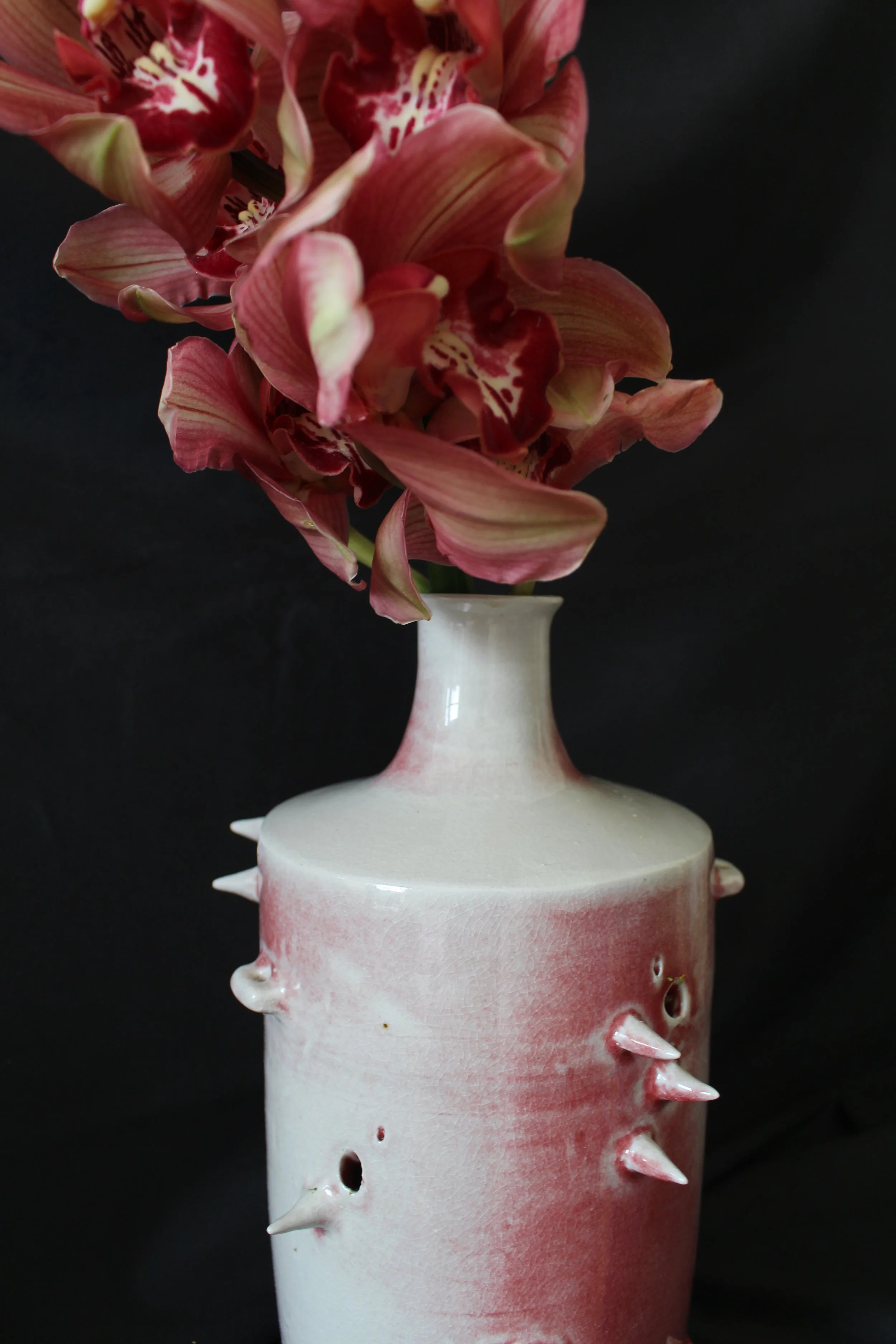 A handmade contemporary ceramic vase made in Melbourne
