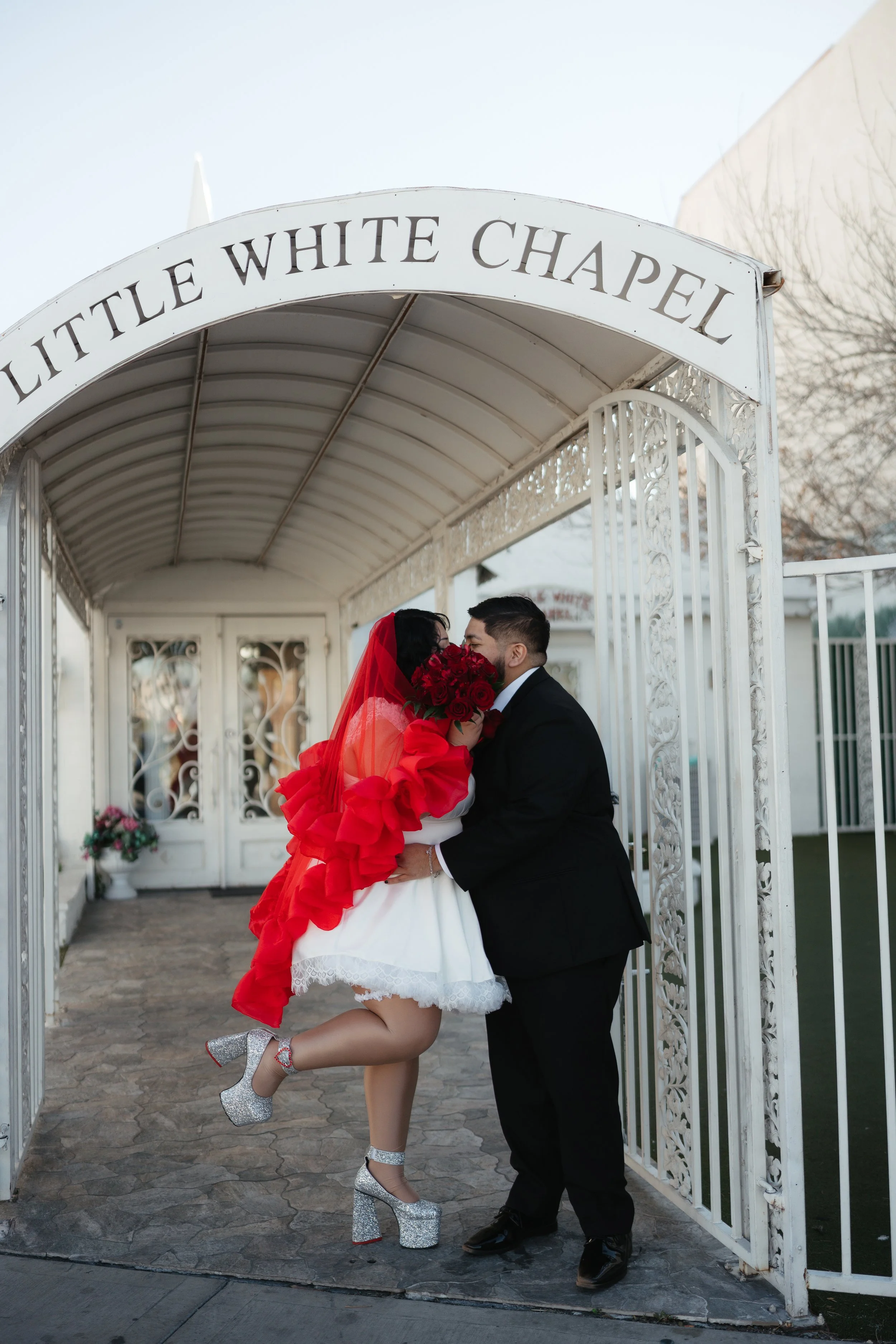 The Viral Red Veil Bride - How I Helped Her Feel Comfortable in Front of The Camera