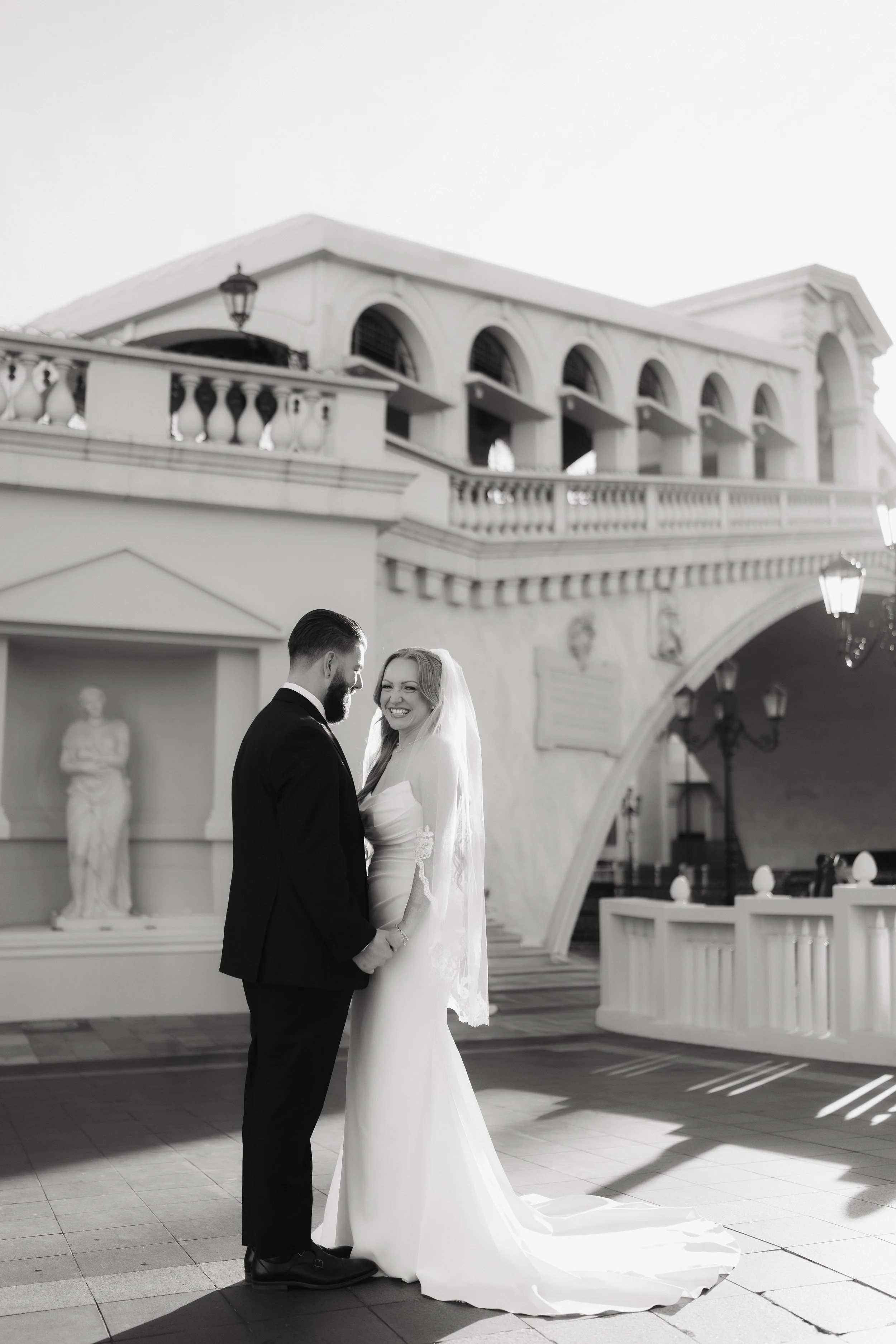 What an Intimate Las Vegas Elopement Can Teach You About Ease, Timing, and Trust