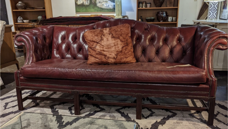Thrift Store find- perfect candidate for DIY Rub and Restore to bring it back to glory.