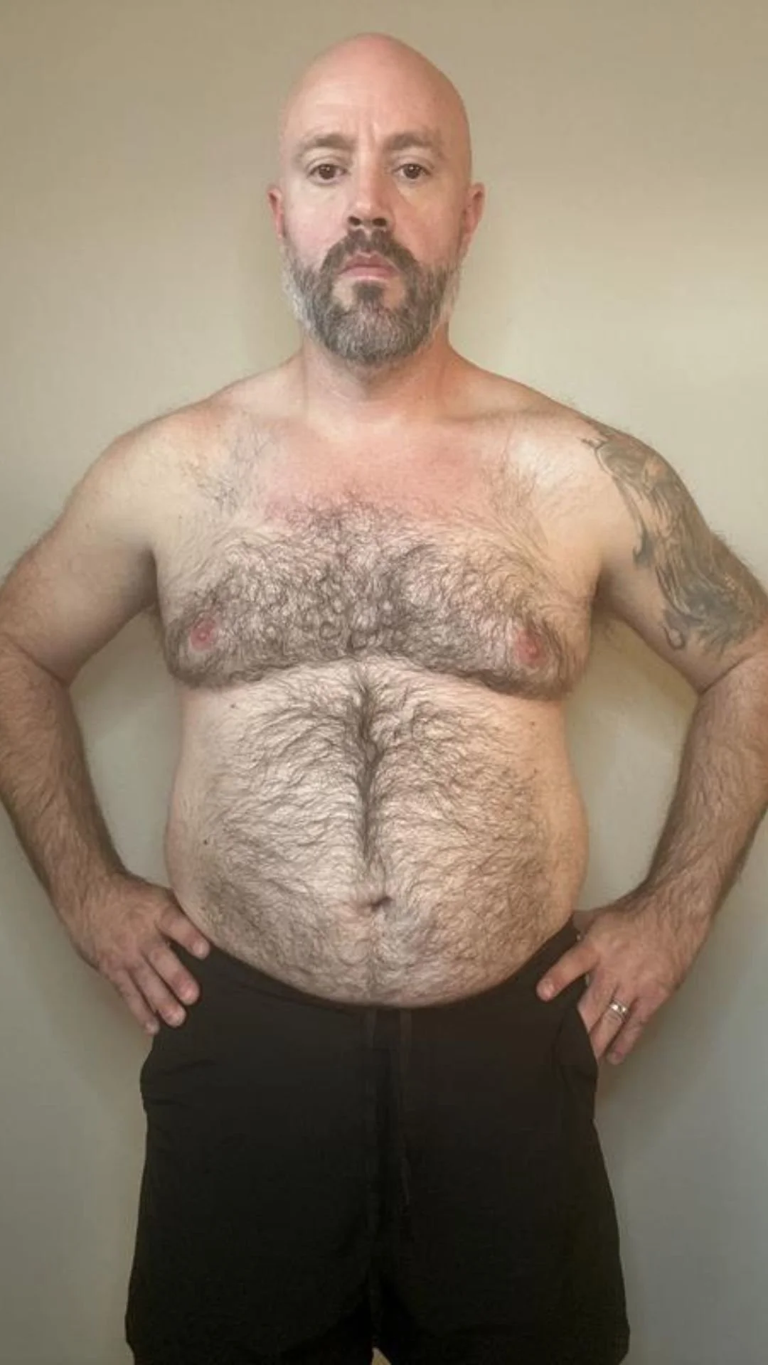 Chris R.