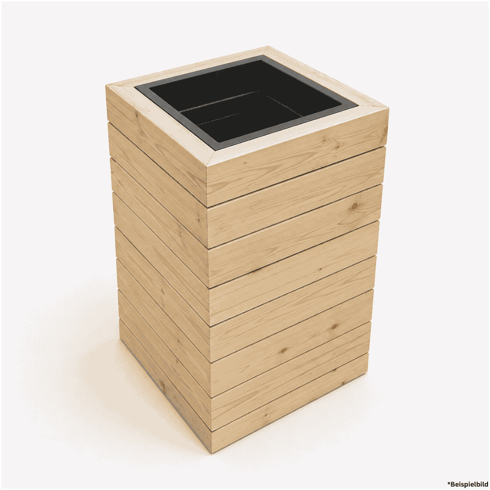 Hoher Pflanzenkübel aus Holz