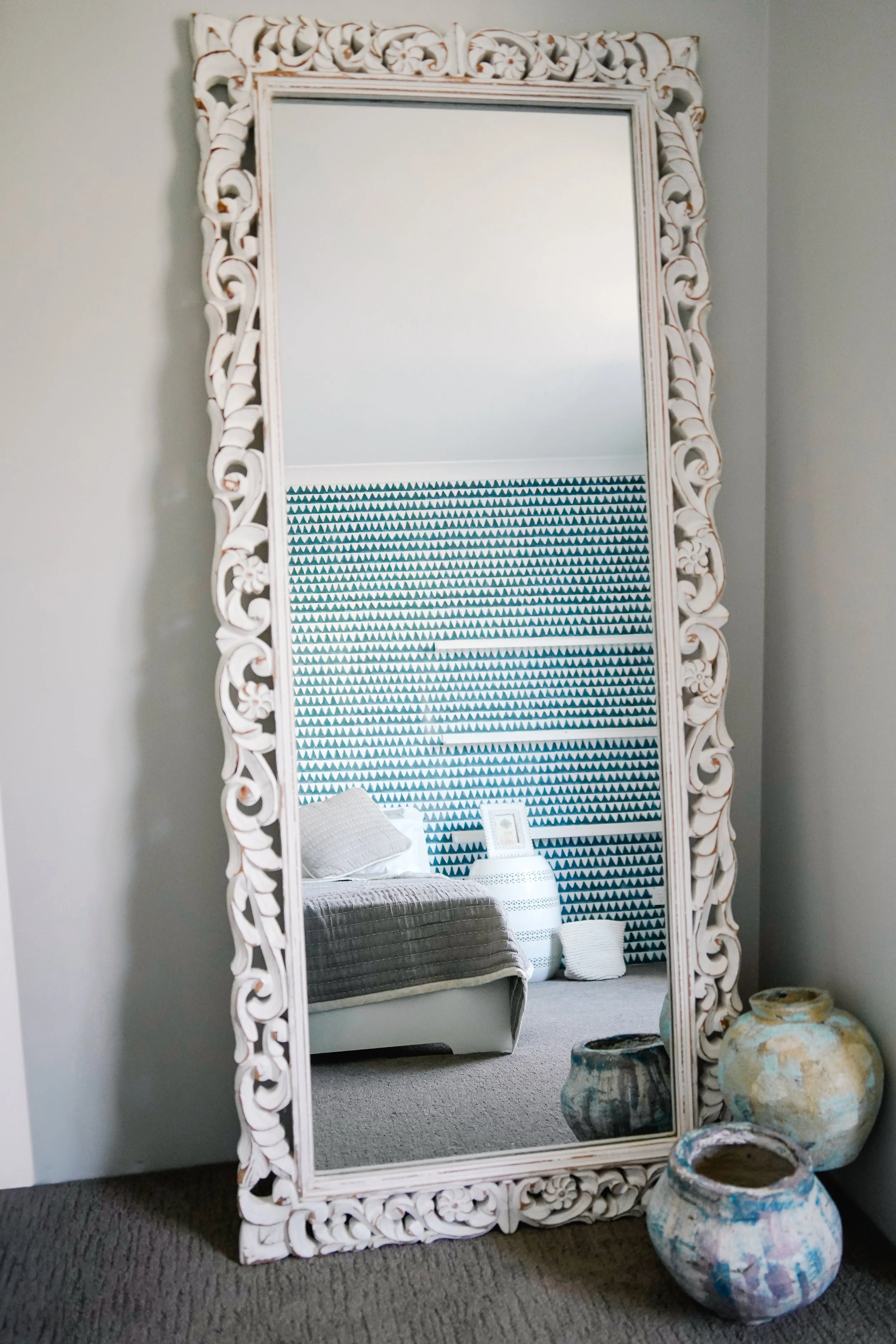 Coastal Cove – Handcrafted Carved Mirror