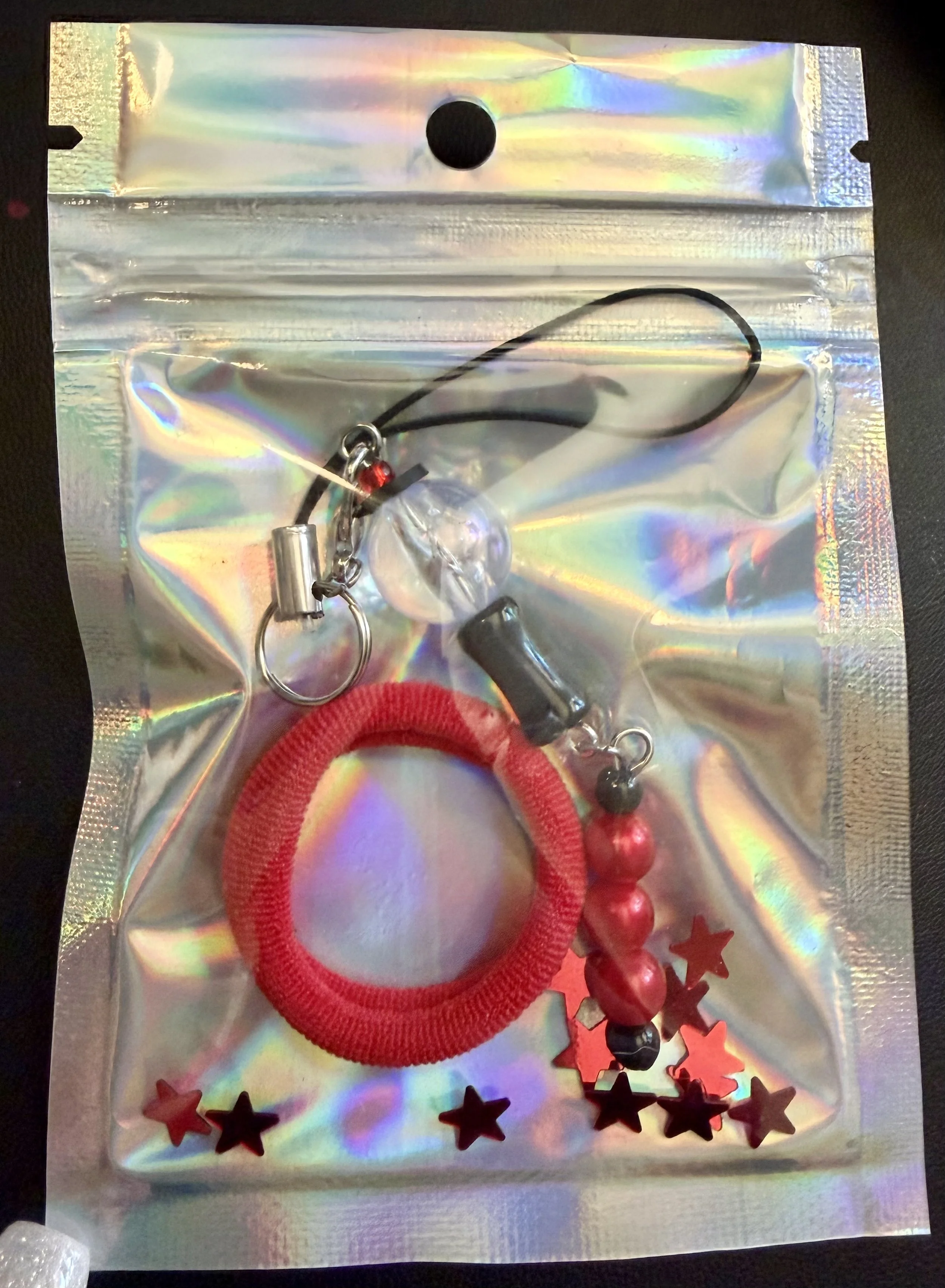 💜 100 BTS-Inspired Light Stick Charms with Hair Ties – Individually Packaged | Concert Freebies | FREE Shipping