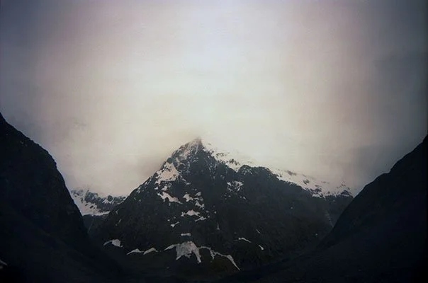 a shifting stillness #5 (60x90cm)