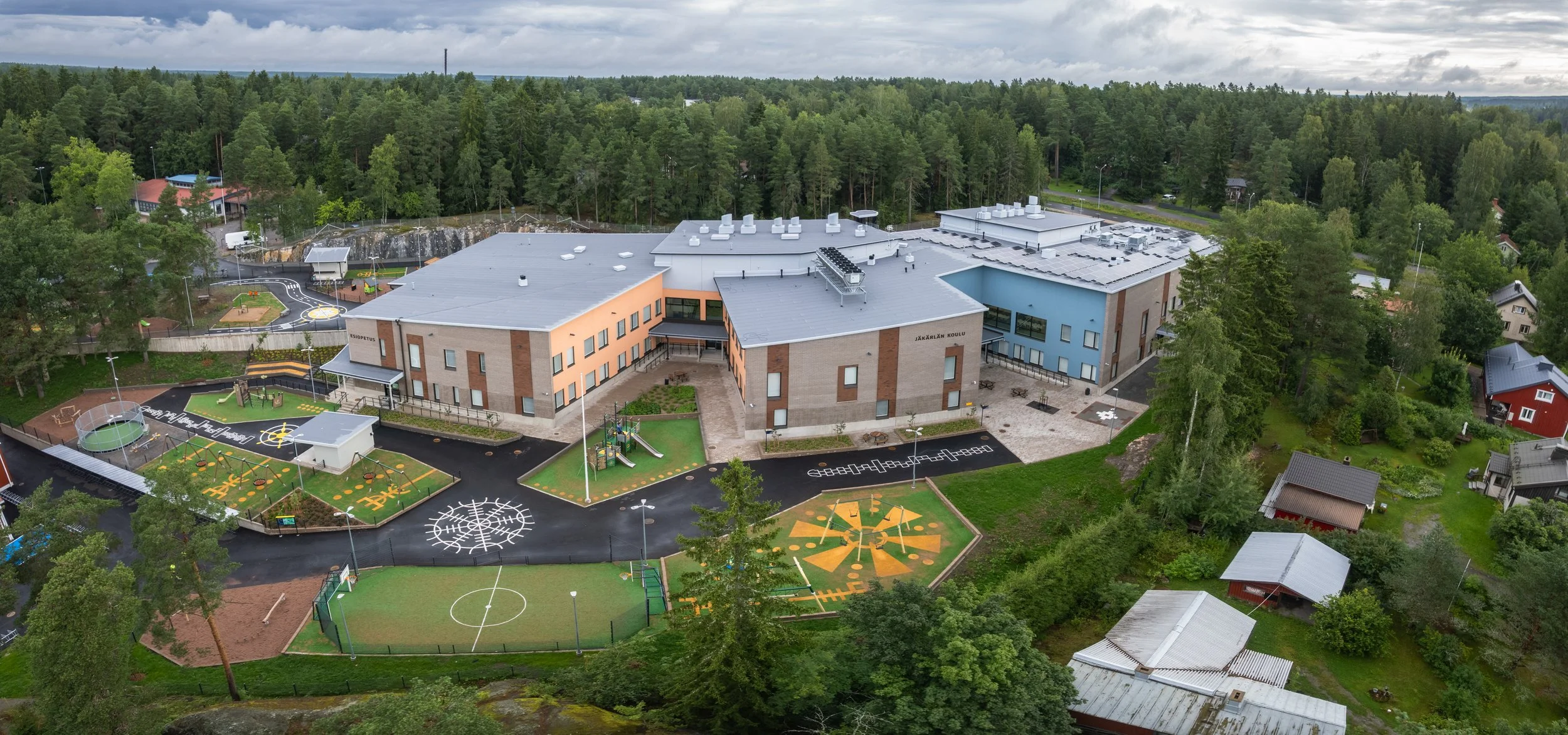 Jäkärlä-4 (koulu).jpg